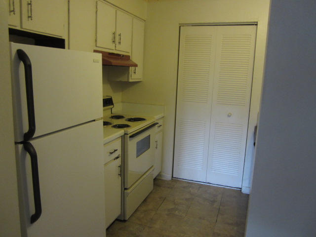 CEDARS CONDO - Residential