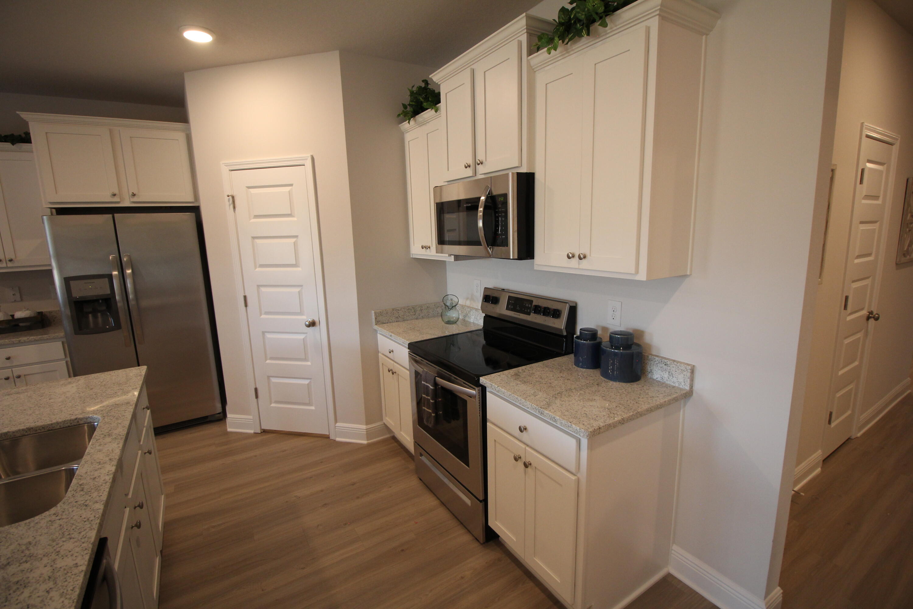 Hammock Oak Estates - Residential