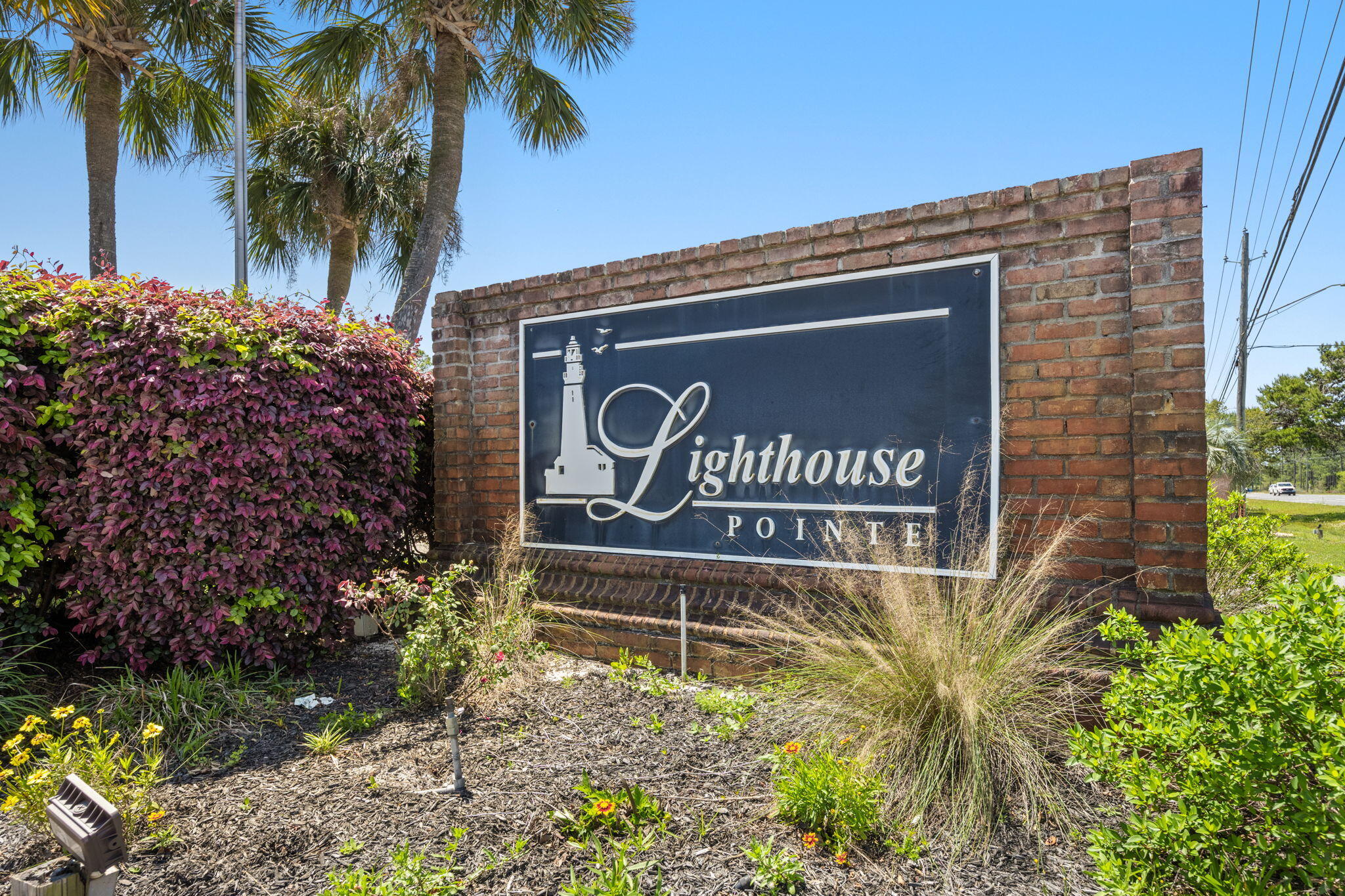 LIGHTHOUSE POINTE UNIT 3 - Residential