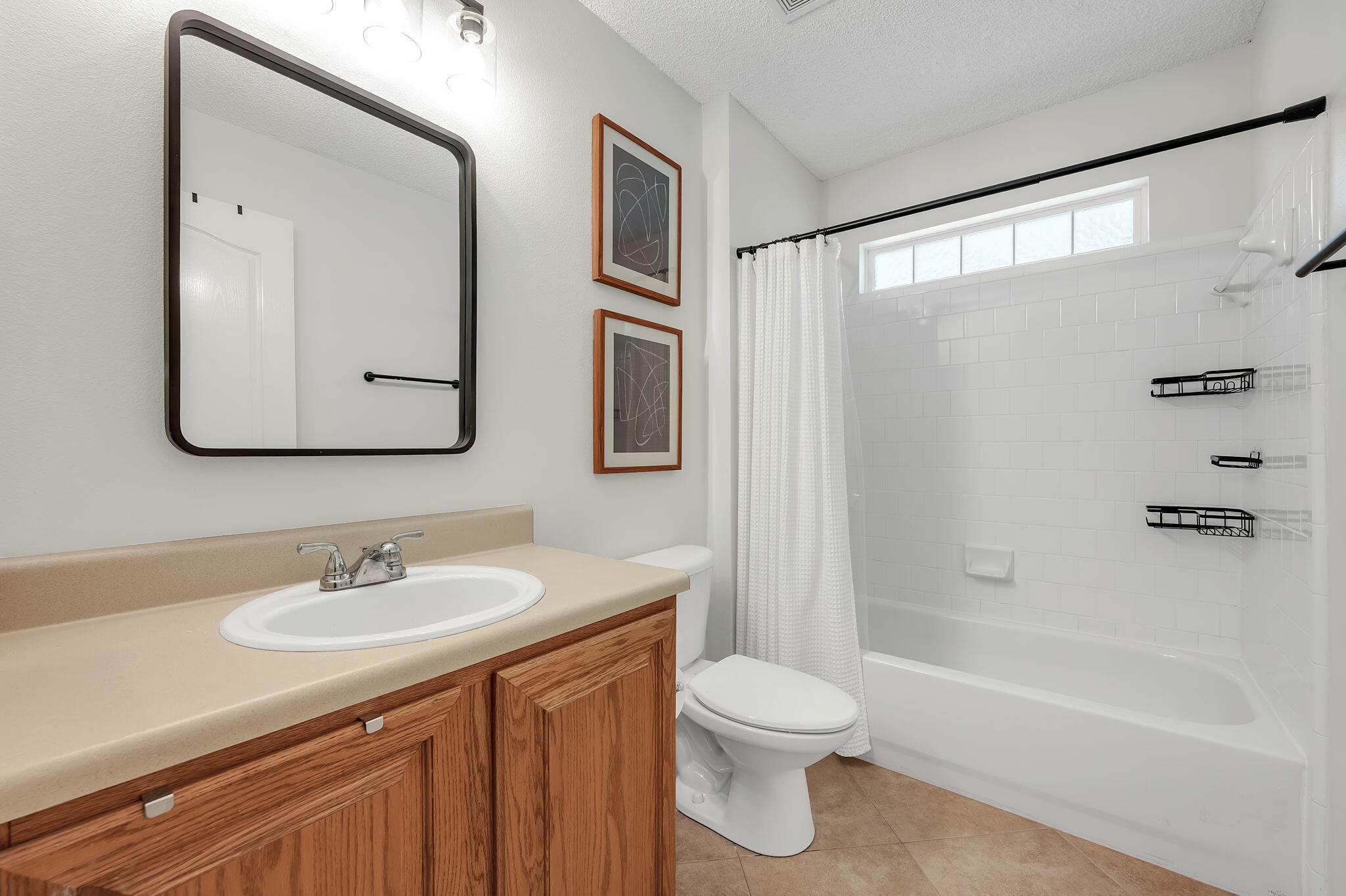 LIGHTHOUSE POINTE UNIT 3 - Residential