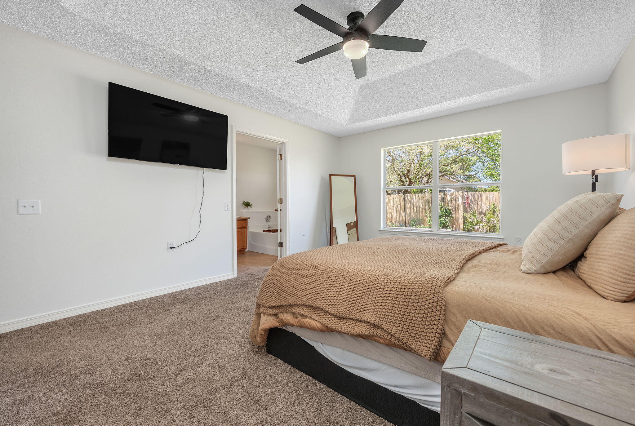 LIGHTHOUSE POINTE UNIT 3 - Residential