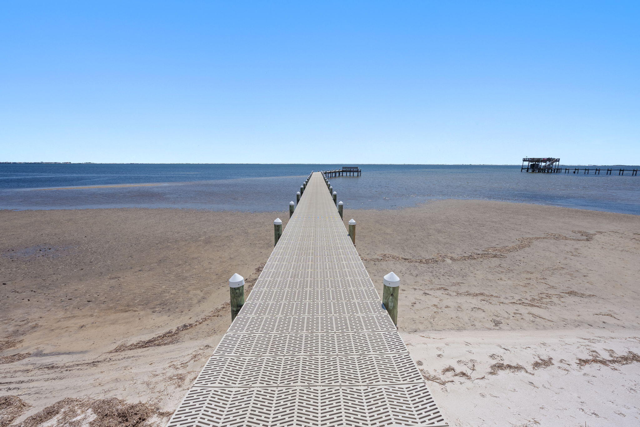 LIGHTHOUSE POINTE UNIT 3 - Residential
