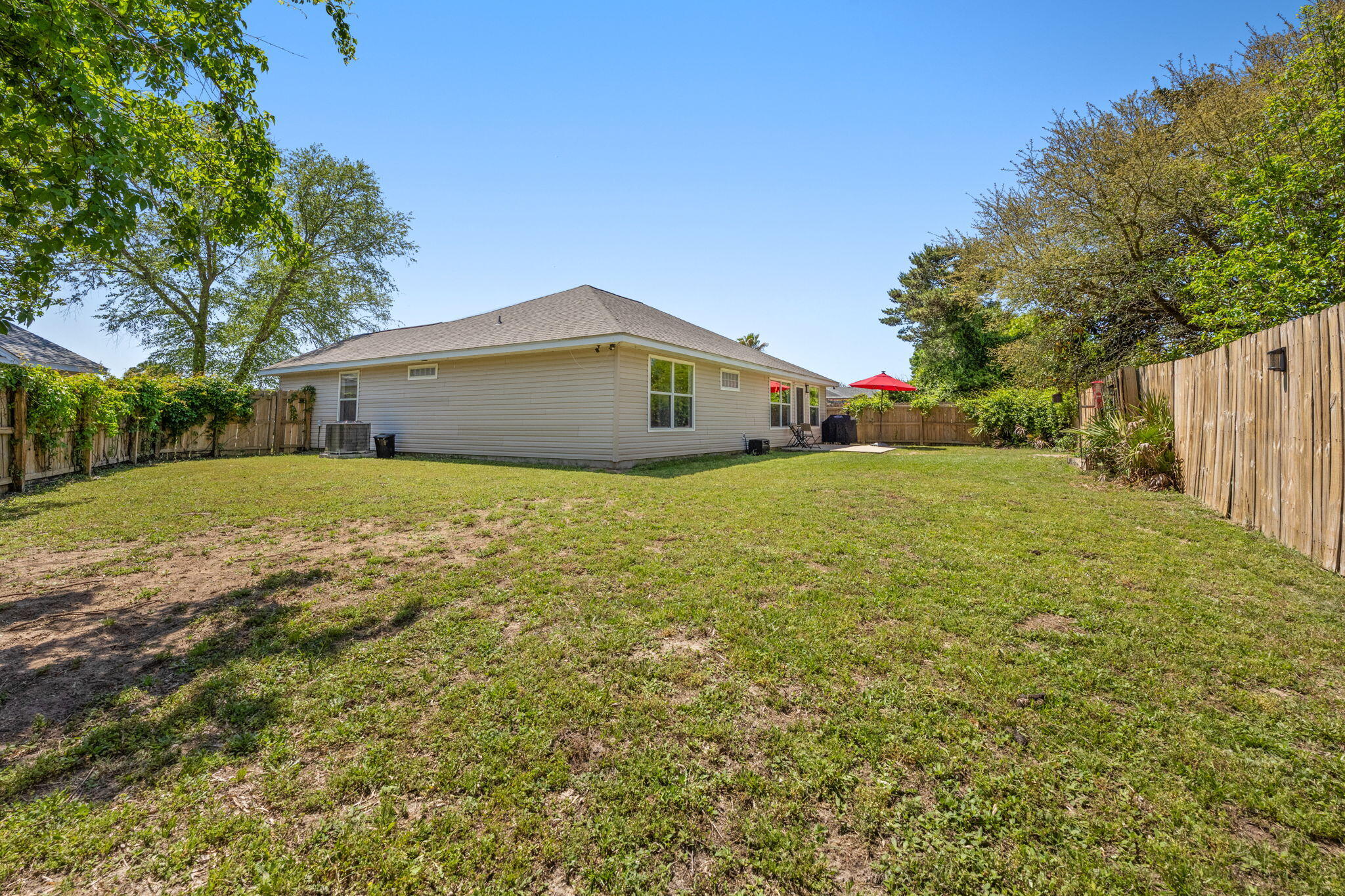 LIGHTHOUSE POINTE UNIT 3 - Residential