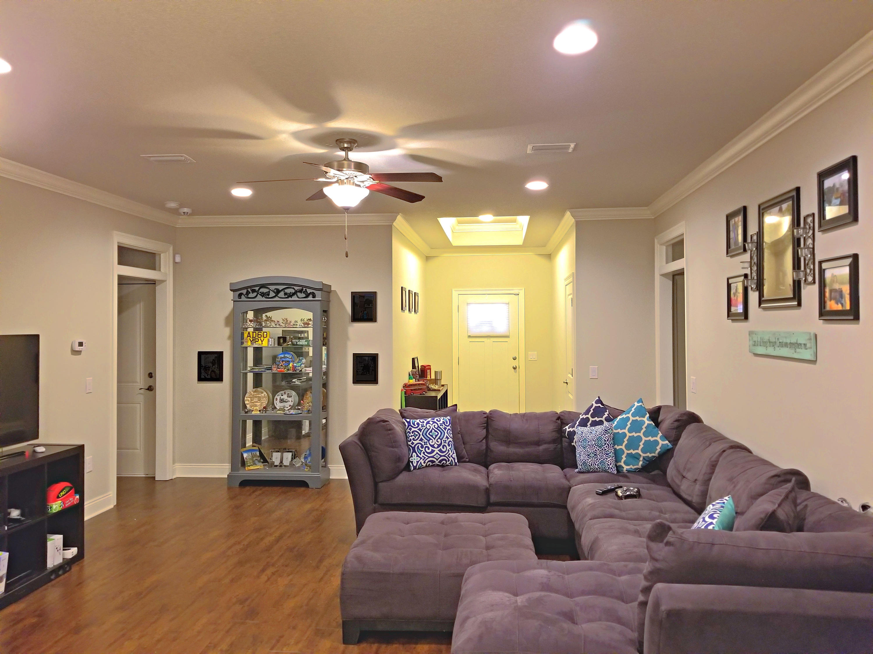 CRESCENT SHORES - Residential