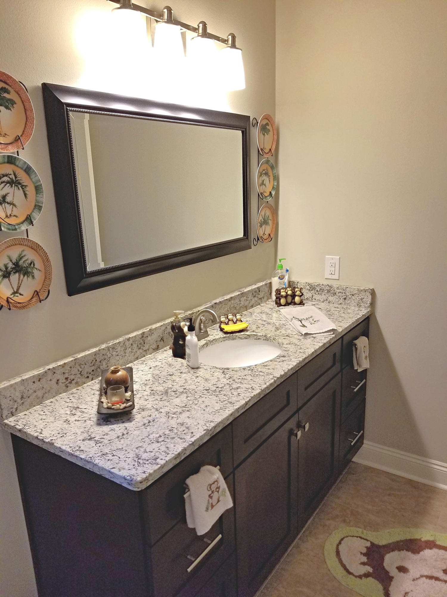 CRESCENT SHORES - Residential