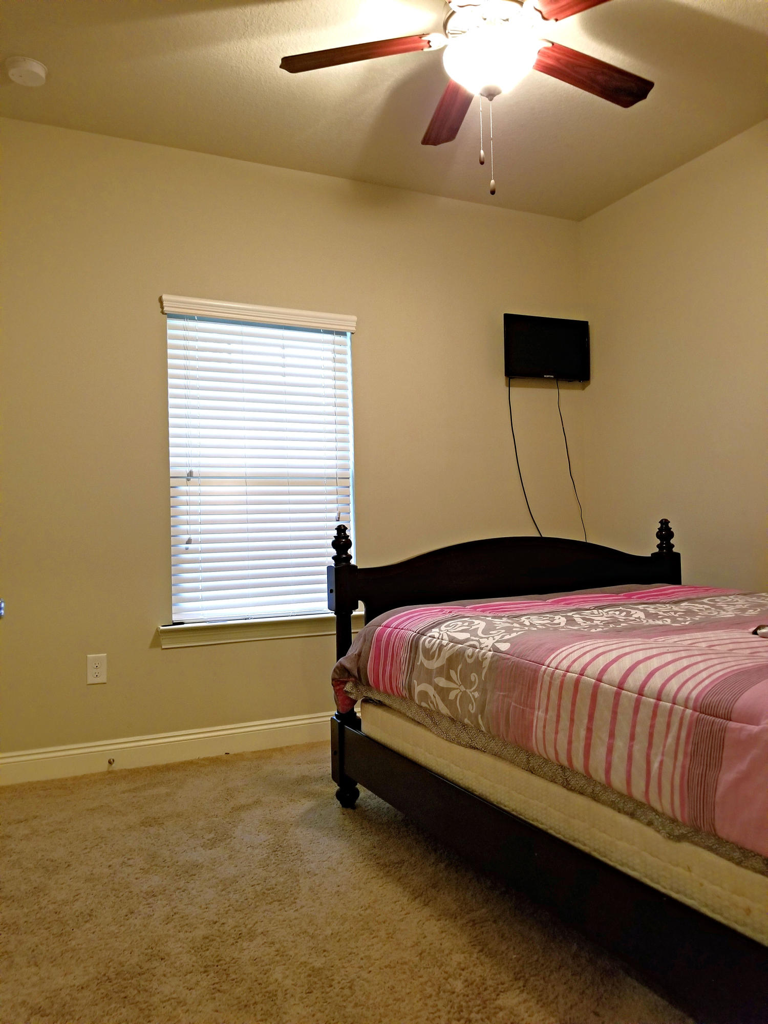 CRESCENT SHORES - Residential