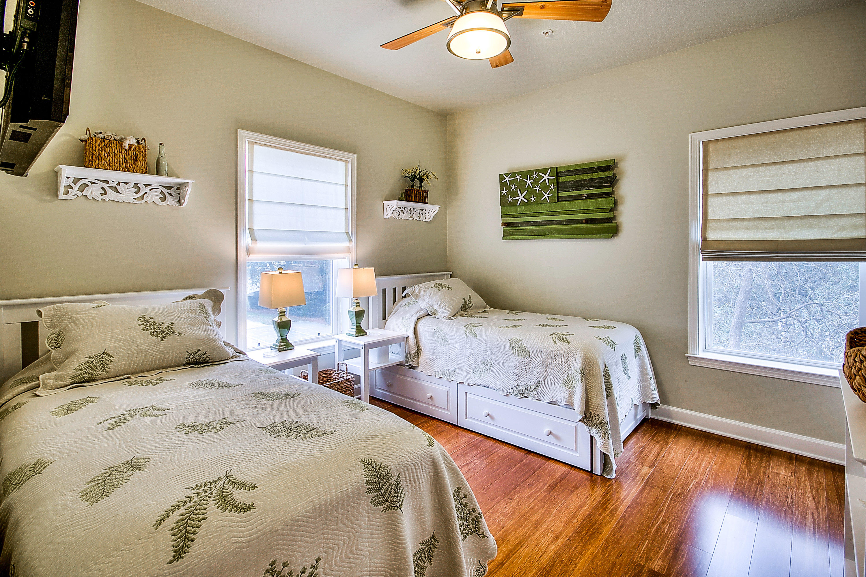 HERONS WATCH CONDO PH 4 - Residential