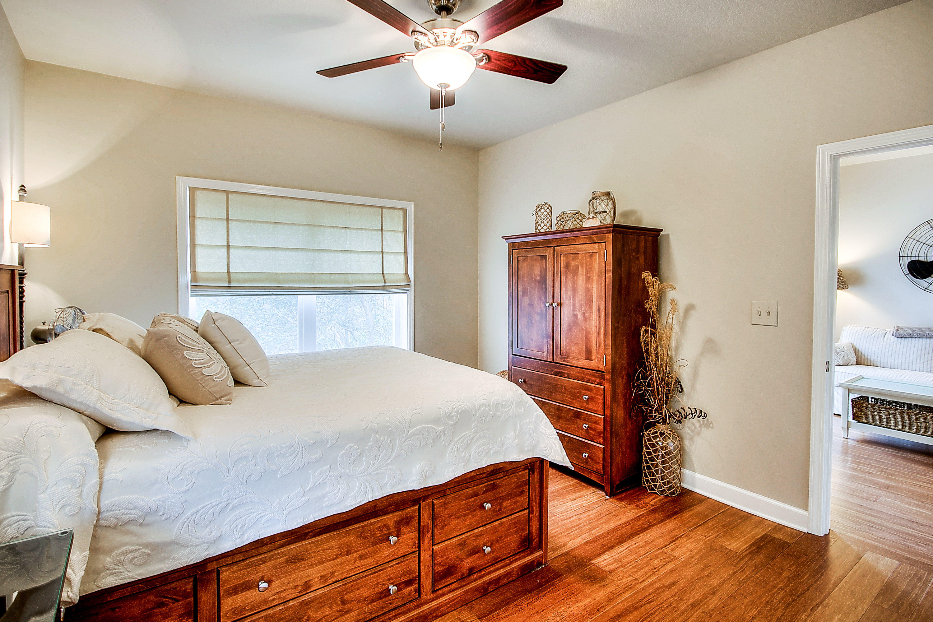 HERONS WATCH CONDO PH 4 - Residential