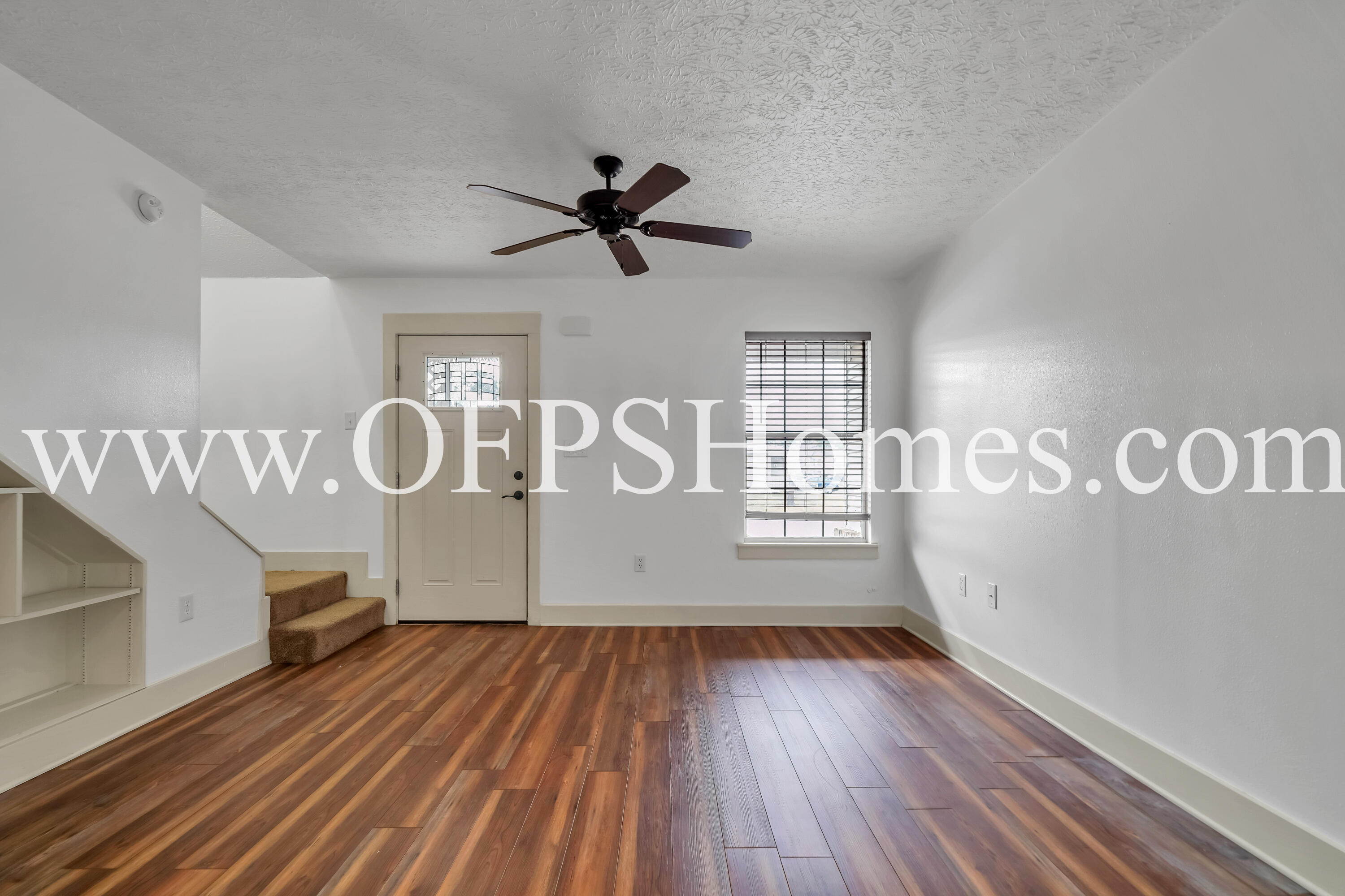 CHATELAINE ESTATES S/D - Residential Lease