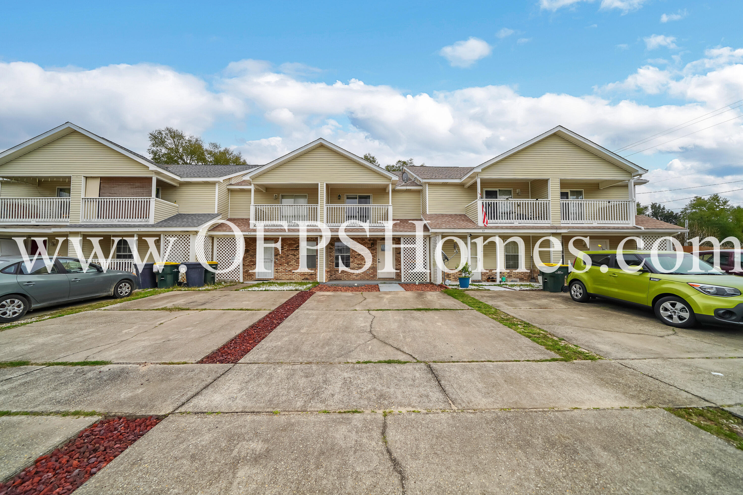 CHATELAINE ESTATES S/D - Residential Lease