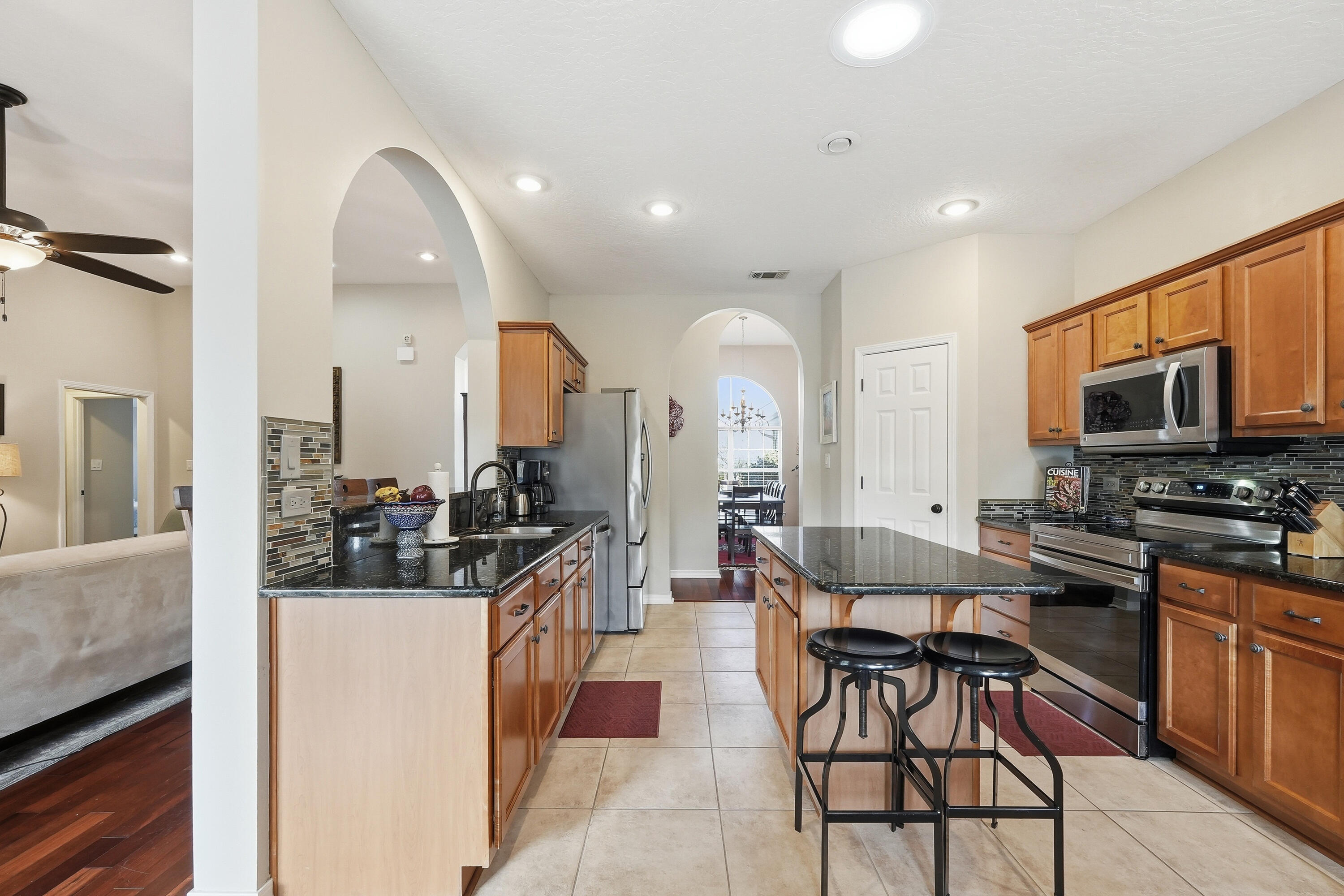 BRIDGEPORT COLONY - Residential