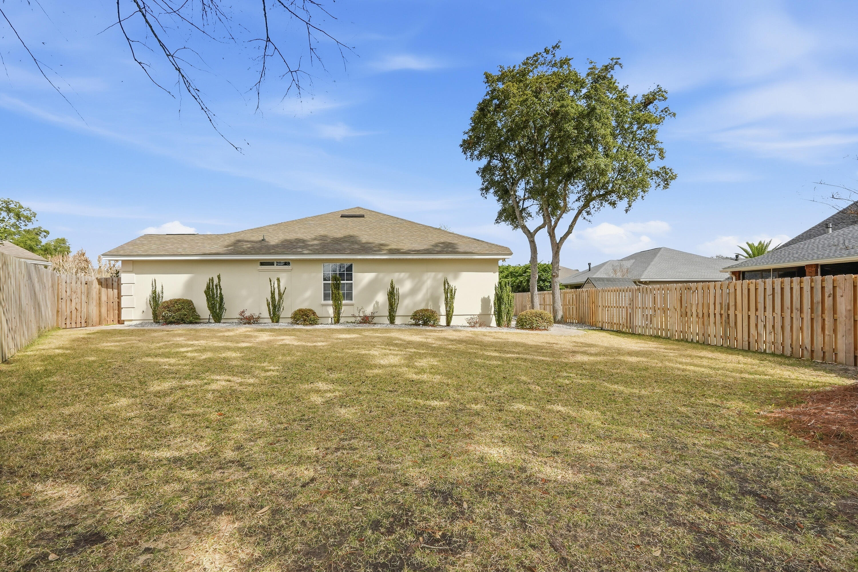 BRIDGEPORT COLONY - Residential