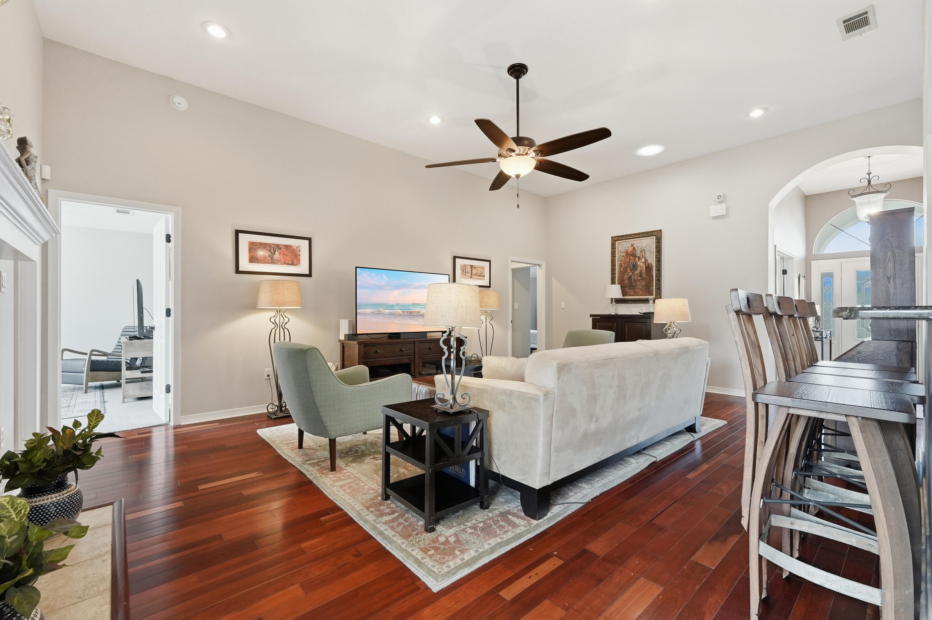 BRIDGEPORT COLONY - Residential