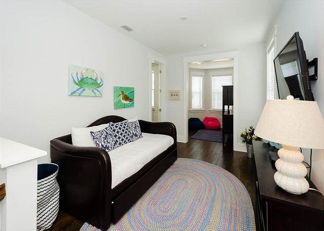 NATUREWALK AT SEAGROVE - Residential