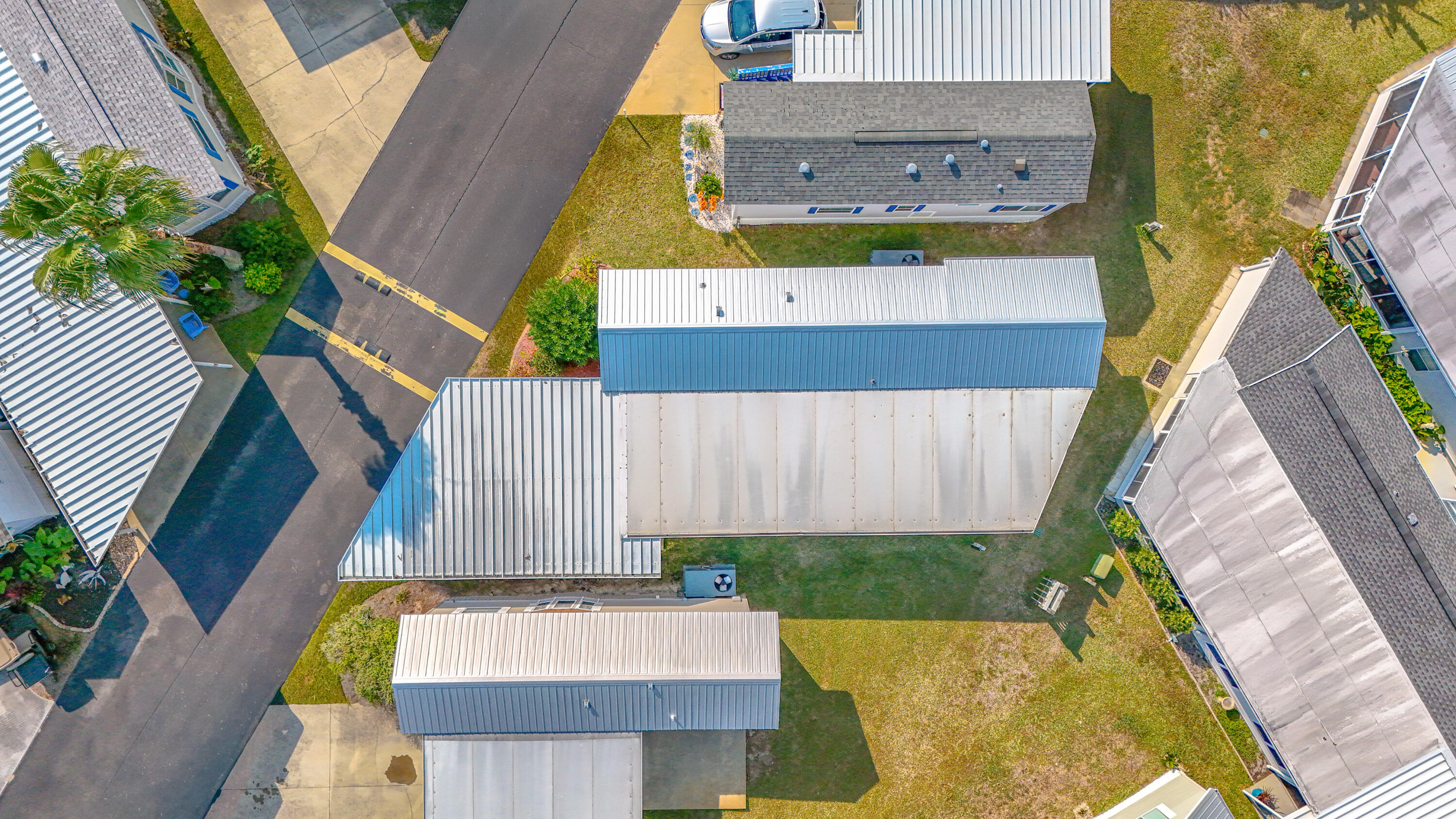 EMERALD POINTE RESORT - Residential