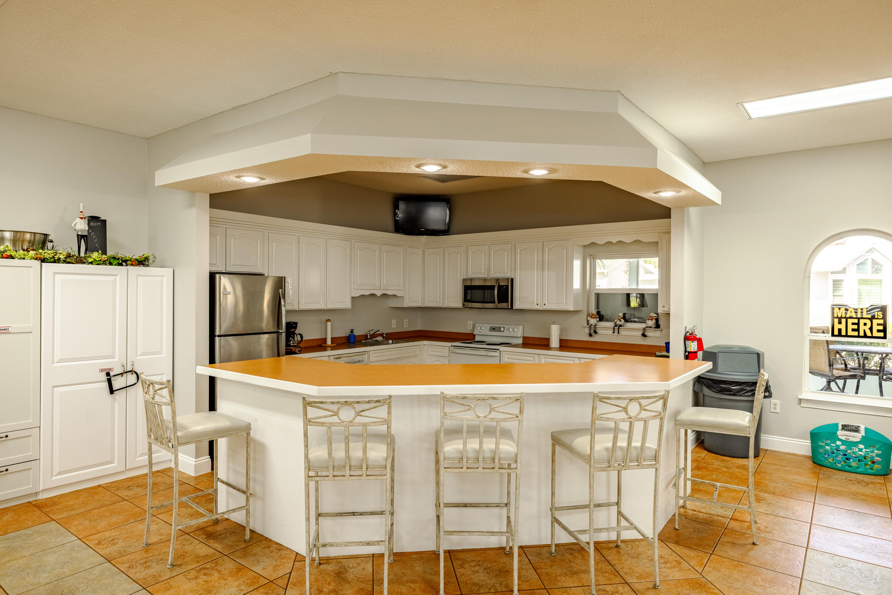 EMERALD POINTE RESORT - Residential