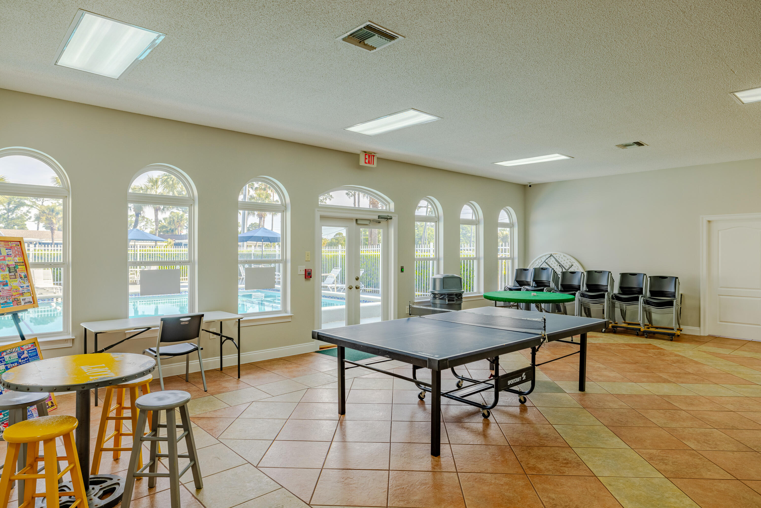 EMERALD POINTE RESORT - Residential