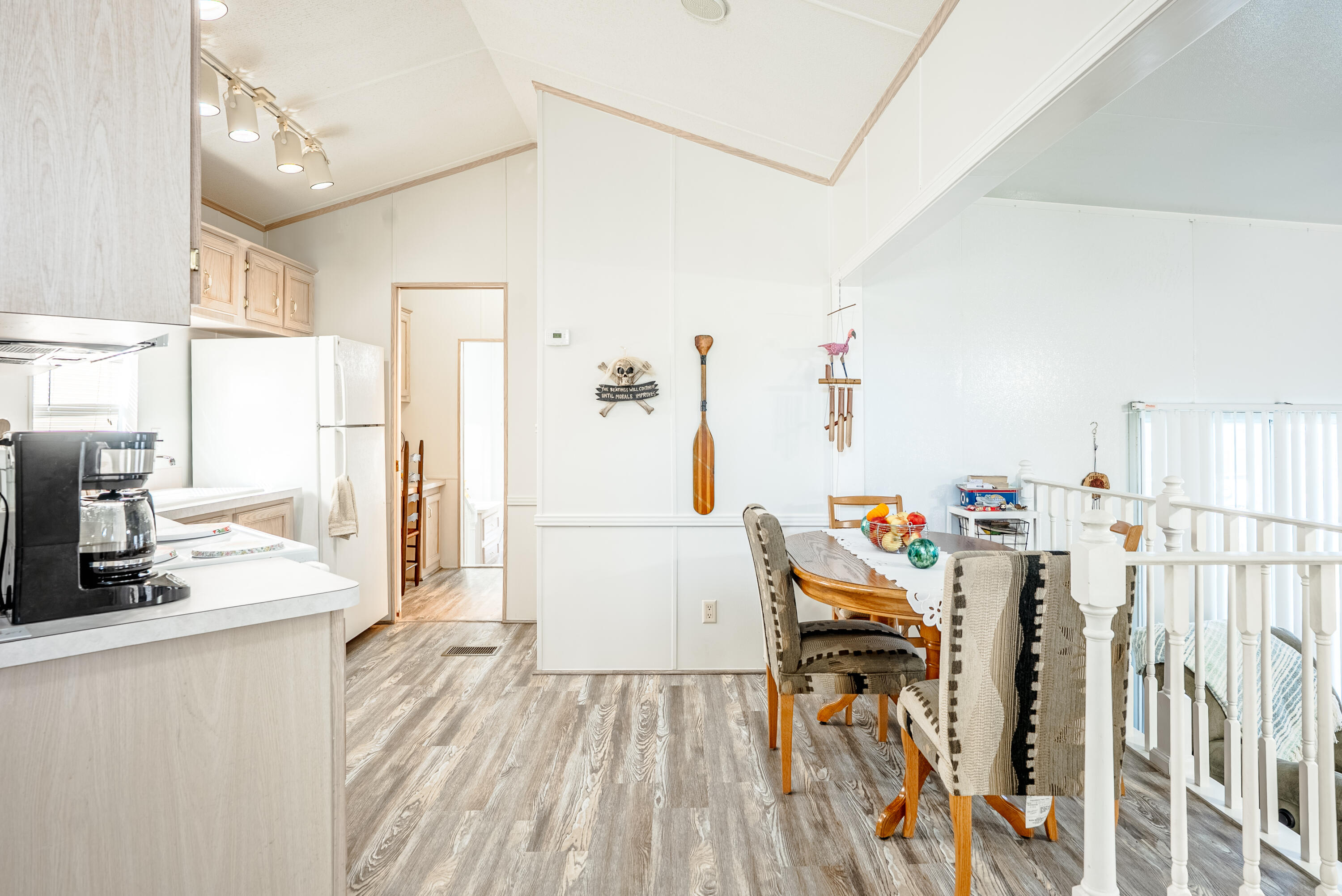 EMERALD POINTE RESORT - Residential