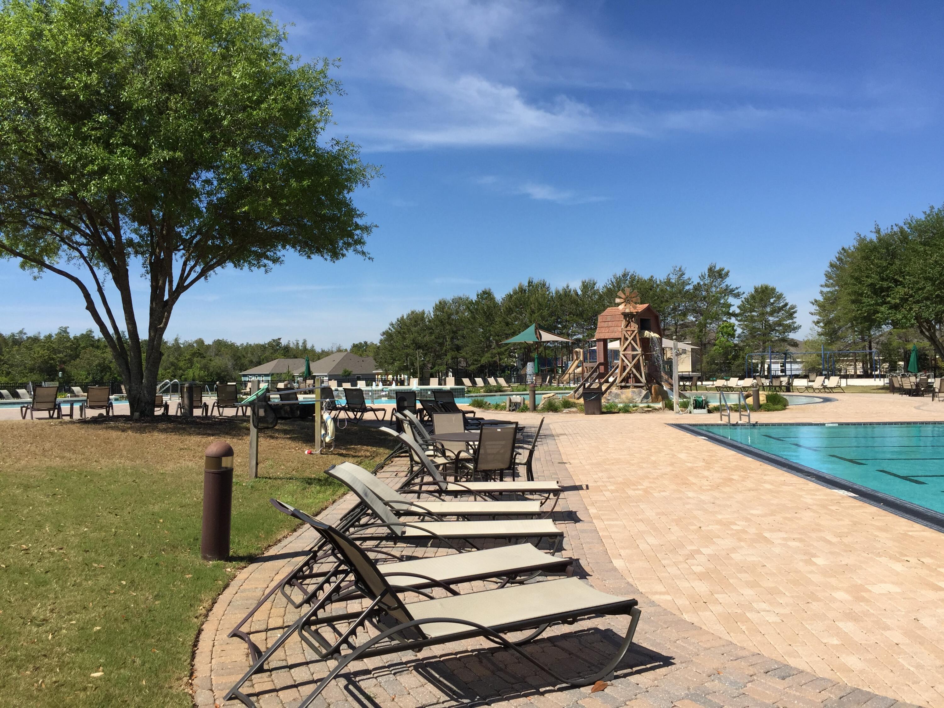HAMMOCK BAY - Residential Lease