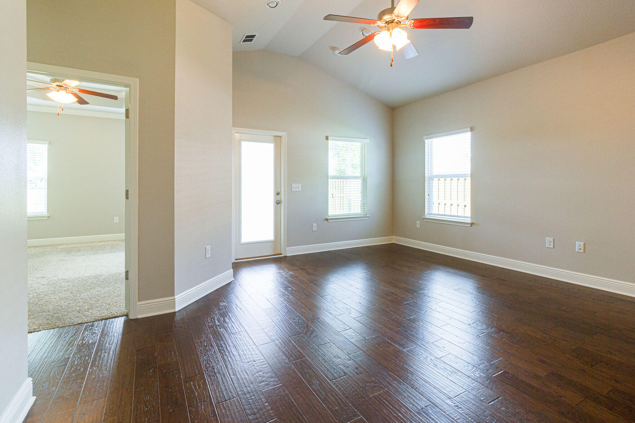 HAMMOCK BAY - Residential Lease