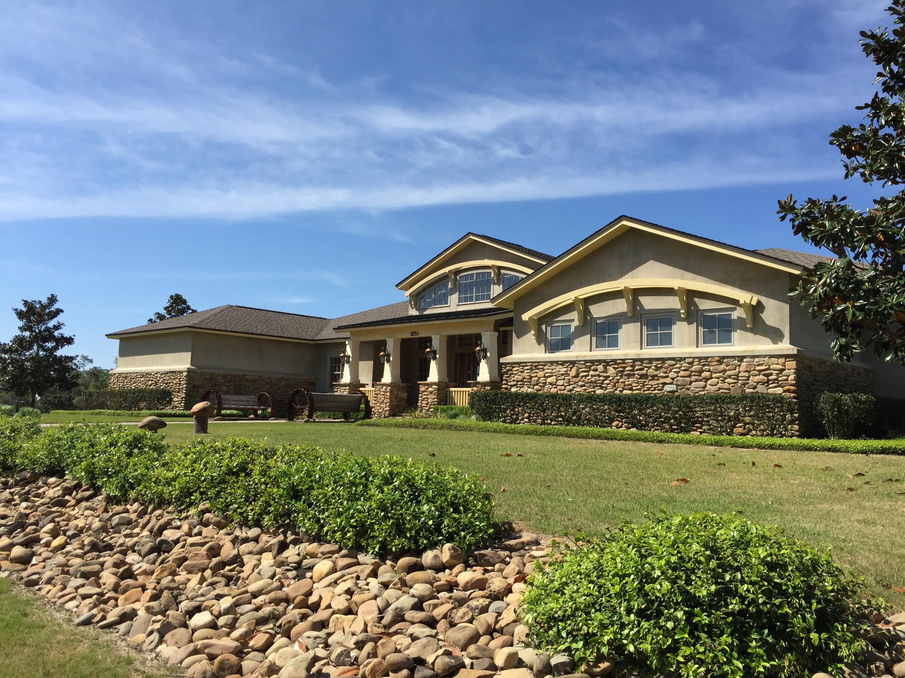 HAMMOCK BAY - Residential Lease