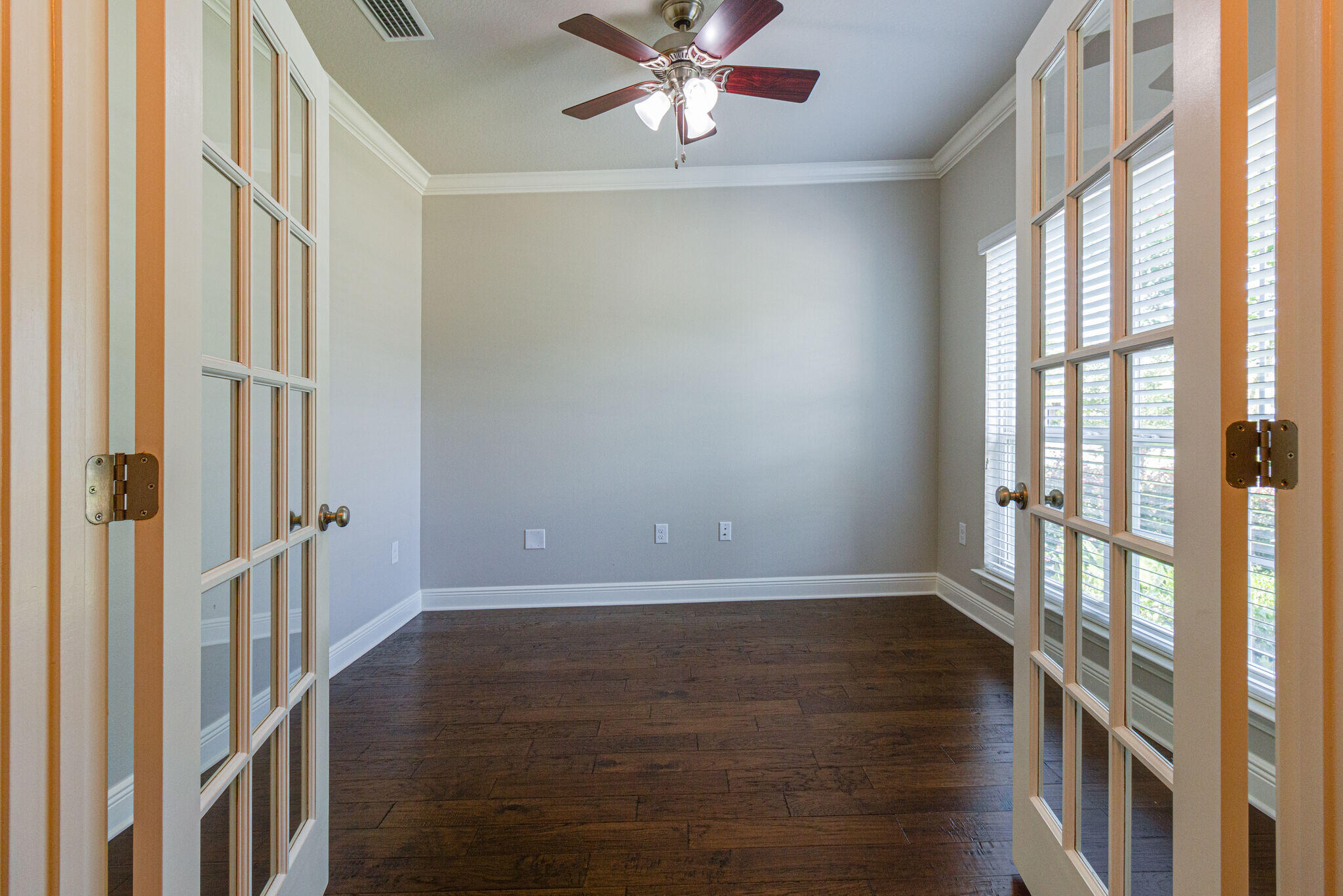 HAMMOCK BAY - Residential Lease