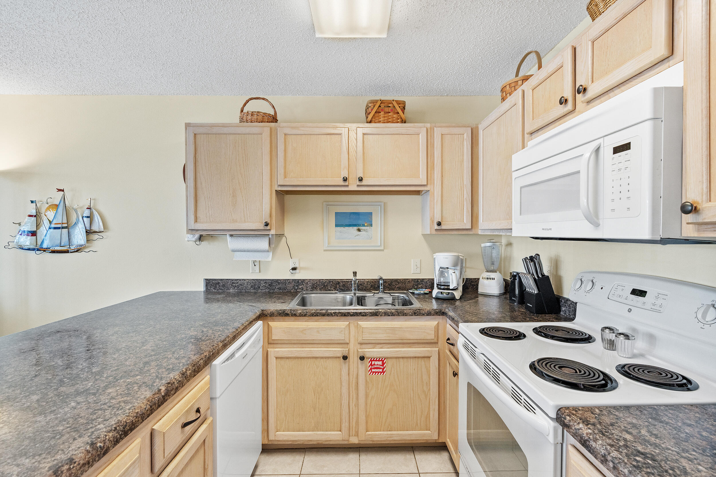 GRAND CARIBBEAN EAST CONDO - Residential