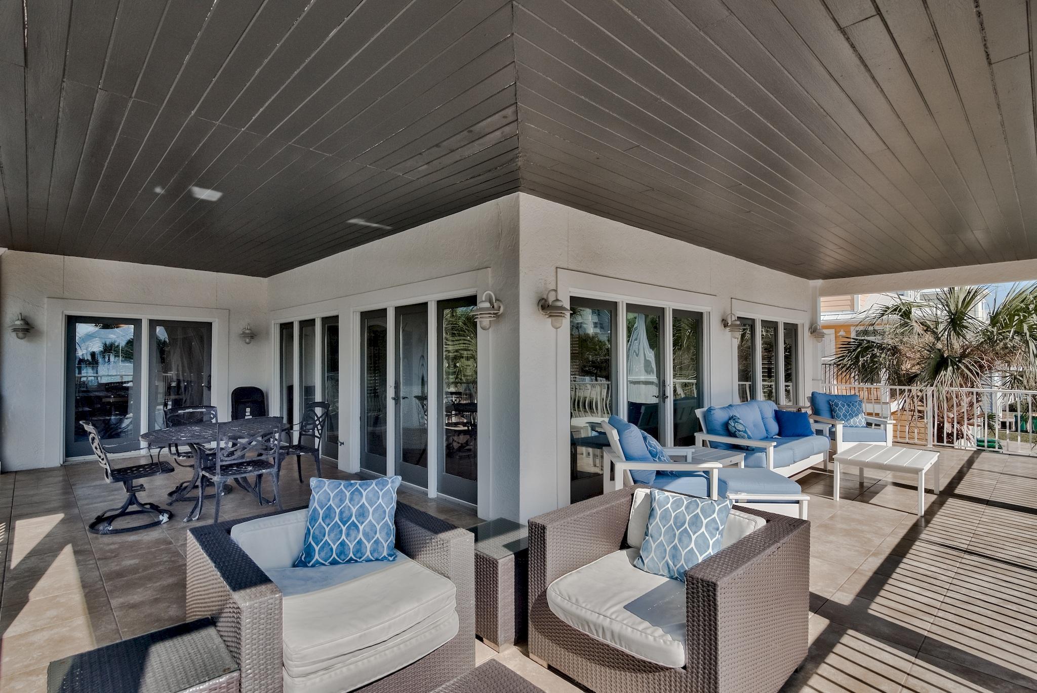 CRYSTAL BEACH - Residential