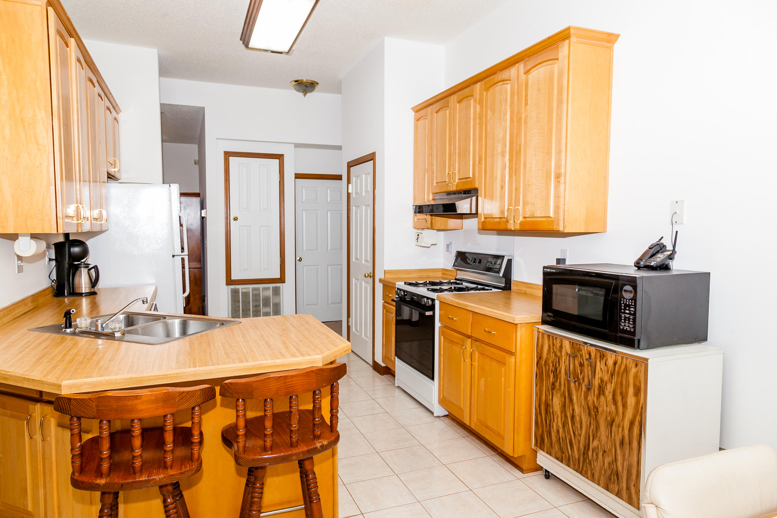 RIDGE WOOD MANOR - Residential