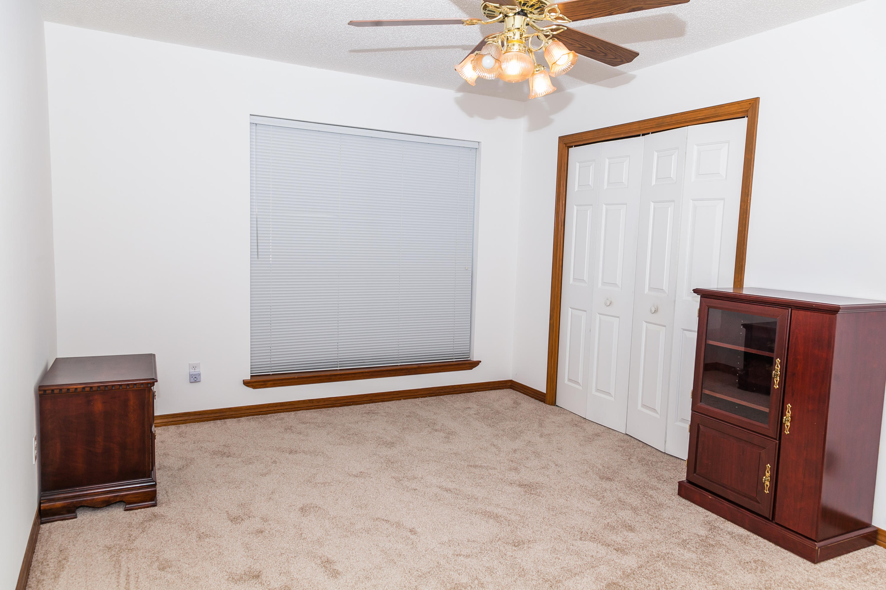 RIDGE WOOD MANOR - Residential