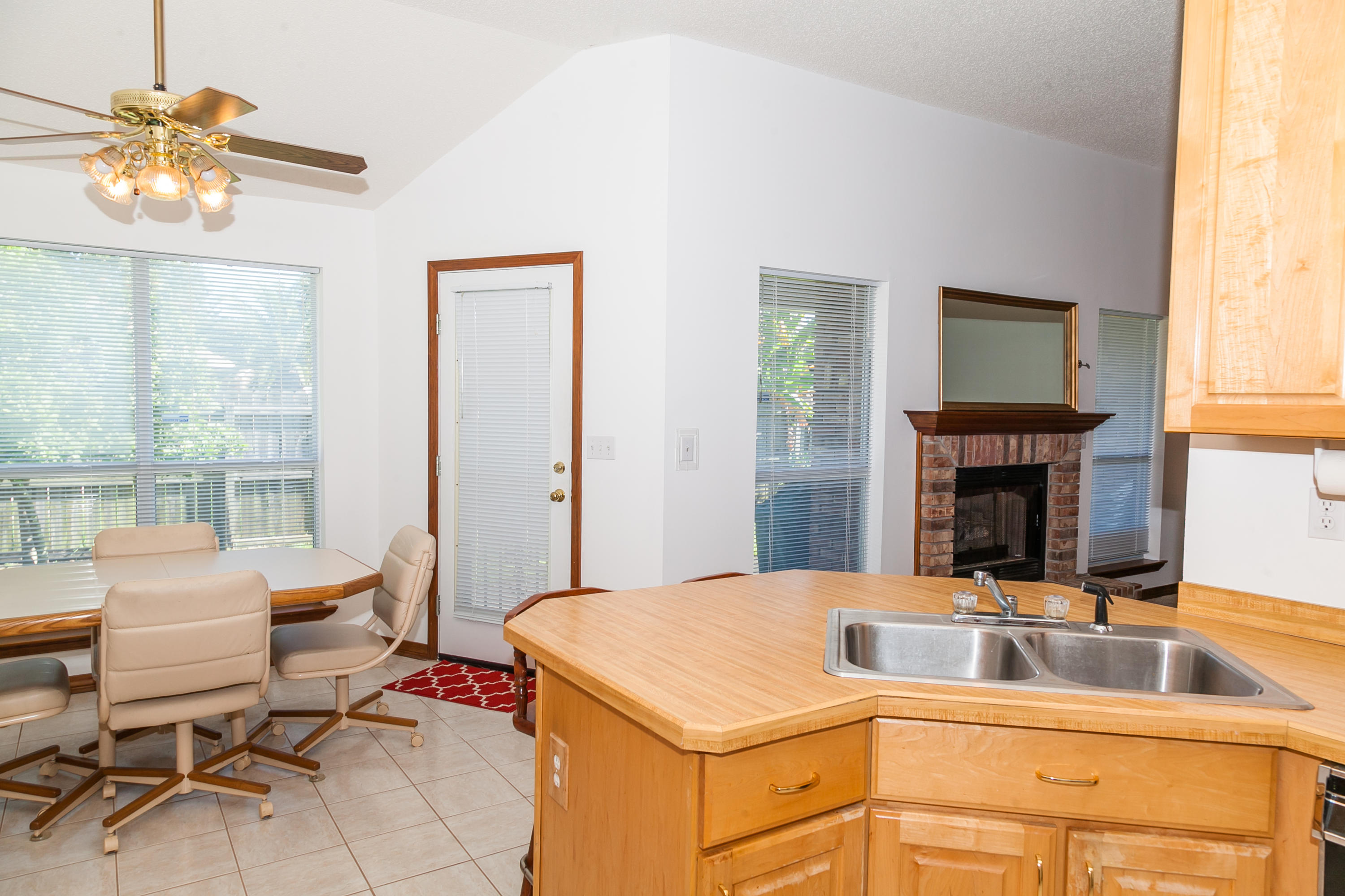 RIDGE WOOD MANOR - Residential