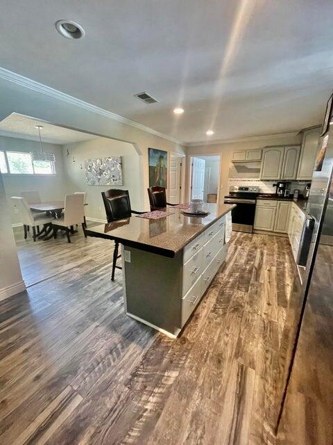POQUITO BAYOU - Residential Lease