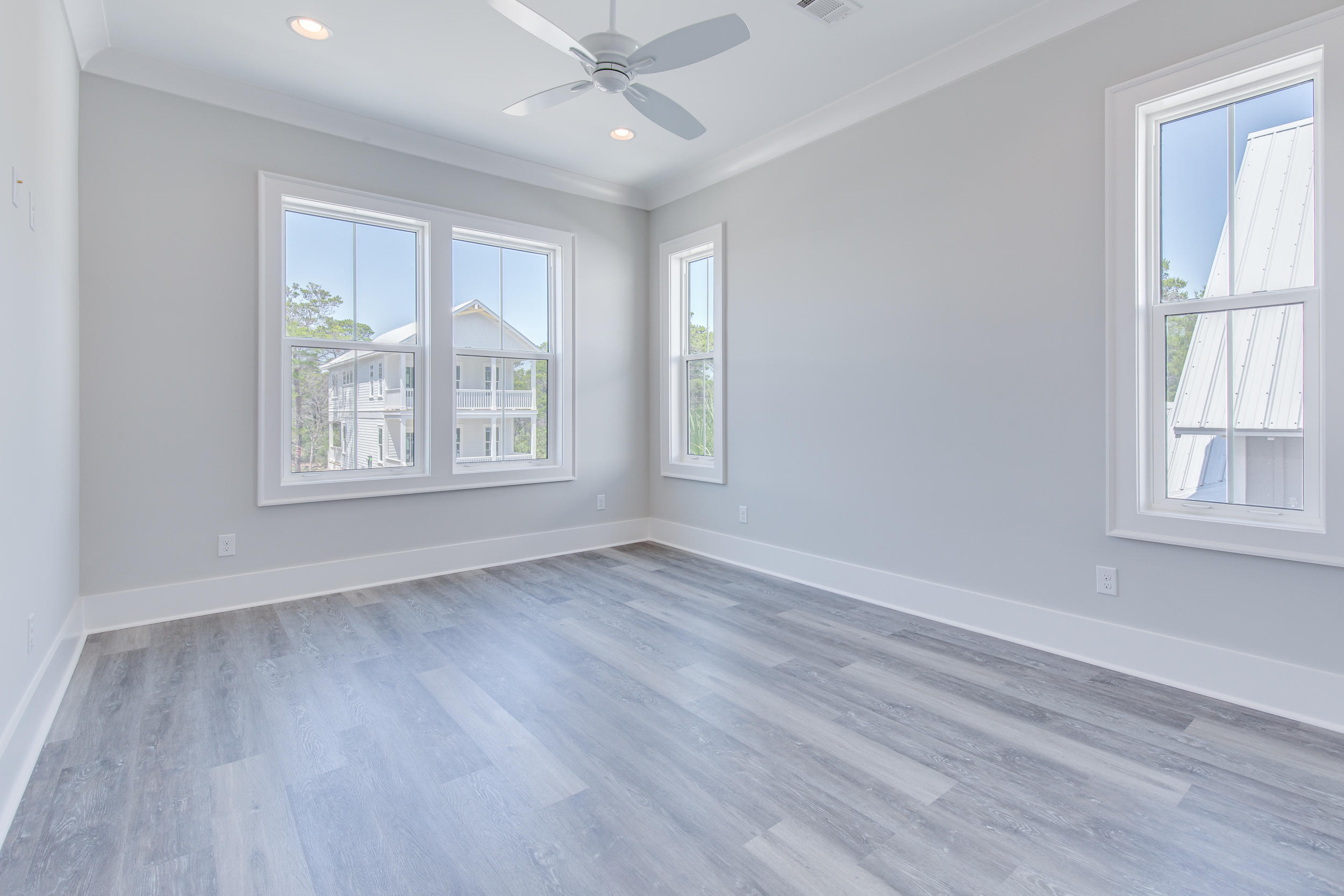 SHADOW PINES - Residential