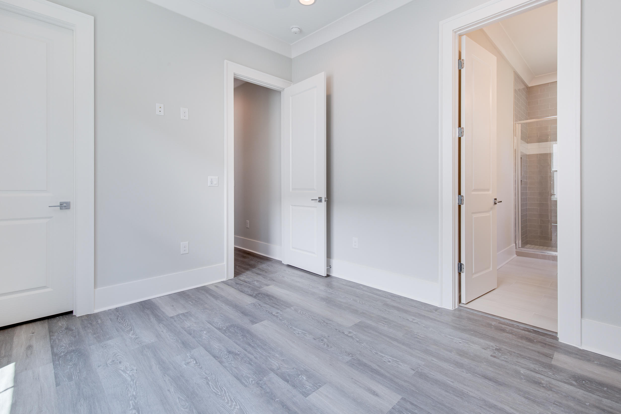 SHADOW PINES - Residential