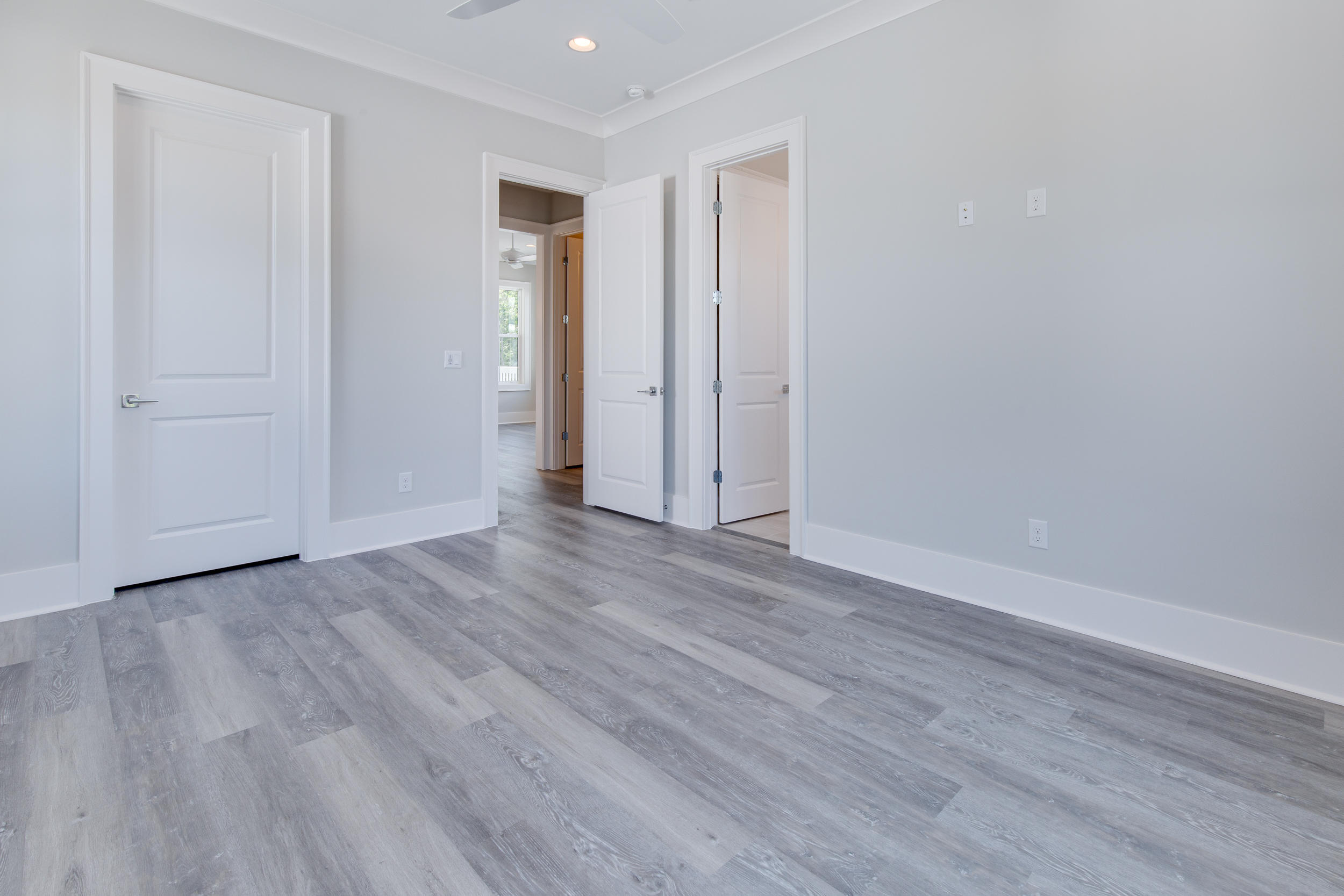 SHADOW PINES - Residential