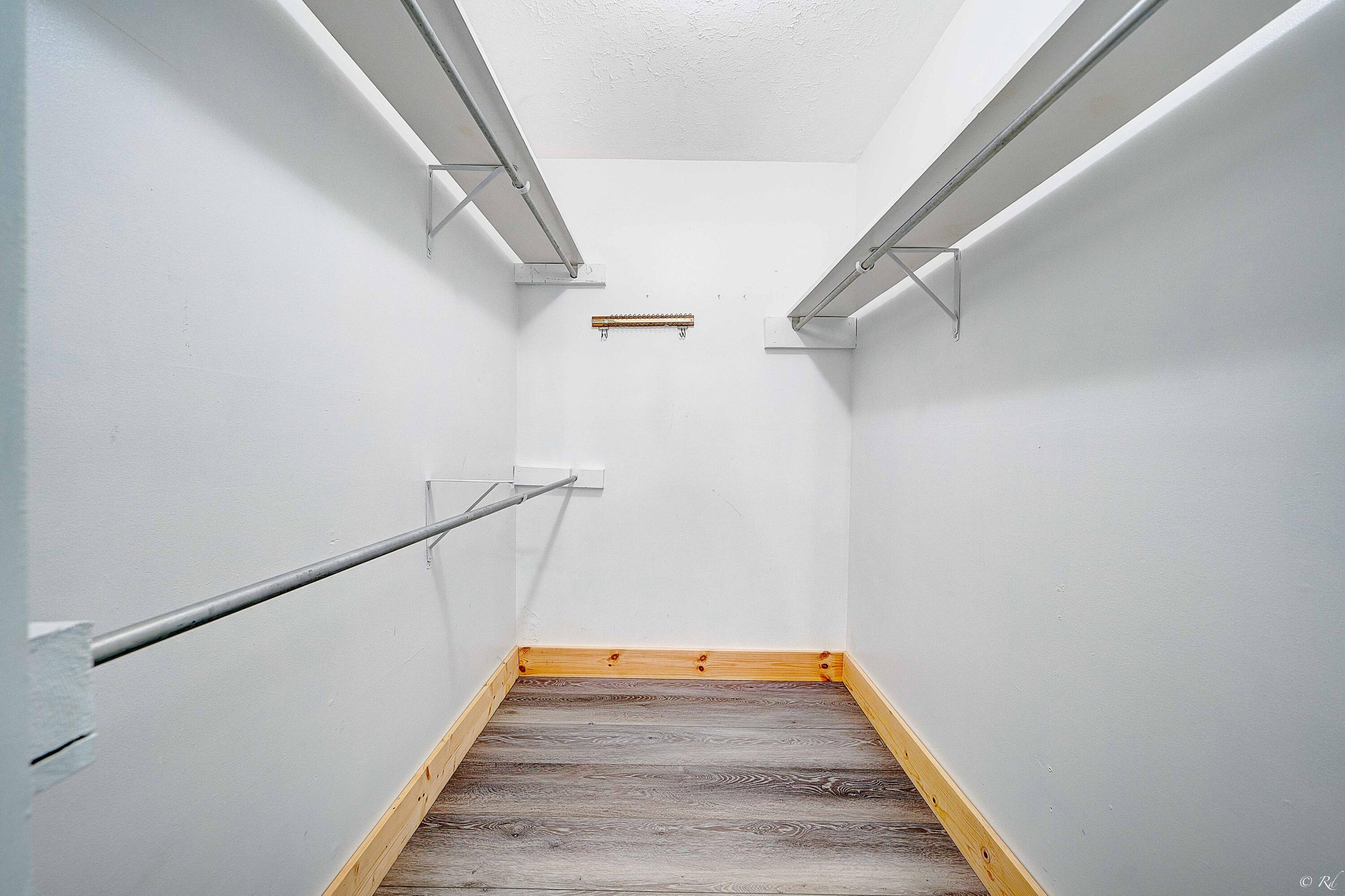 FOREST PARK - Residential