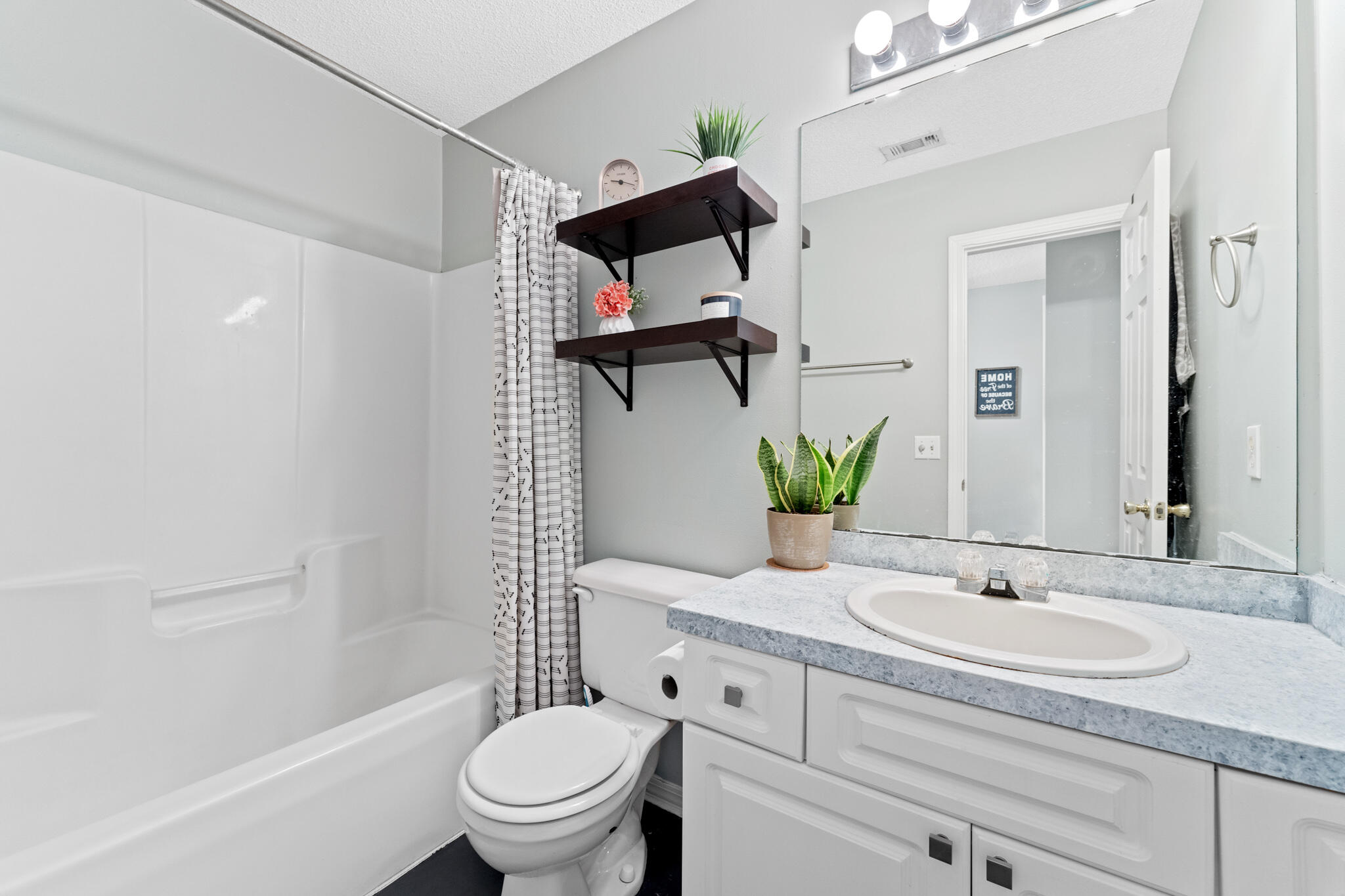 FOREST OAKS PH 2 - Residential