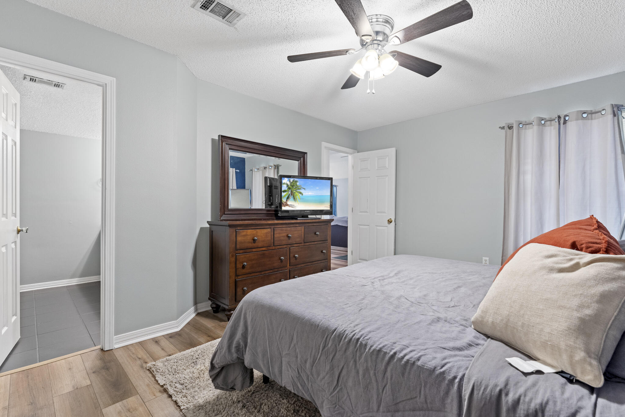 FOREST OAKS PH 2 - Residential