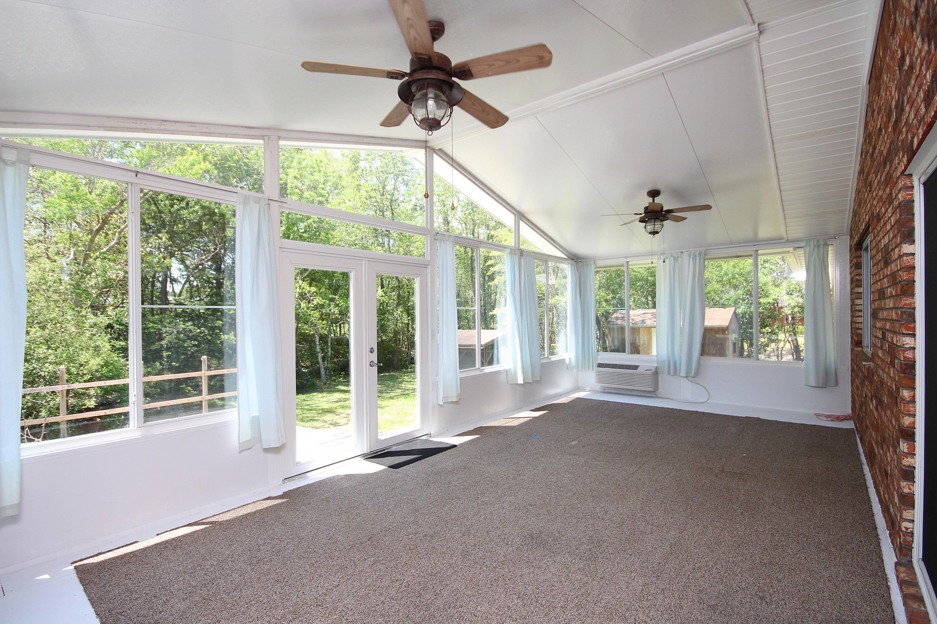 OVERBROOK - Residential