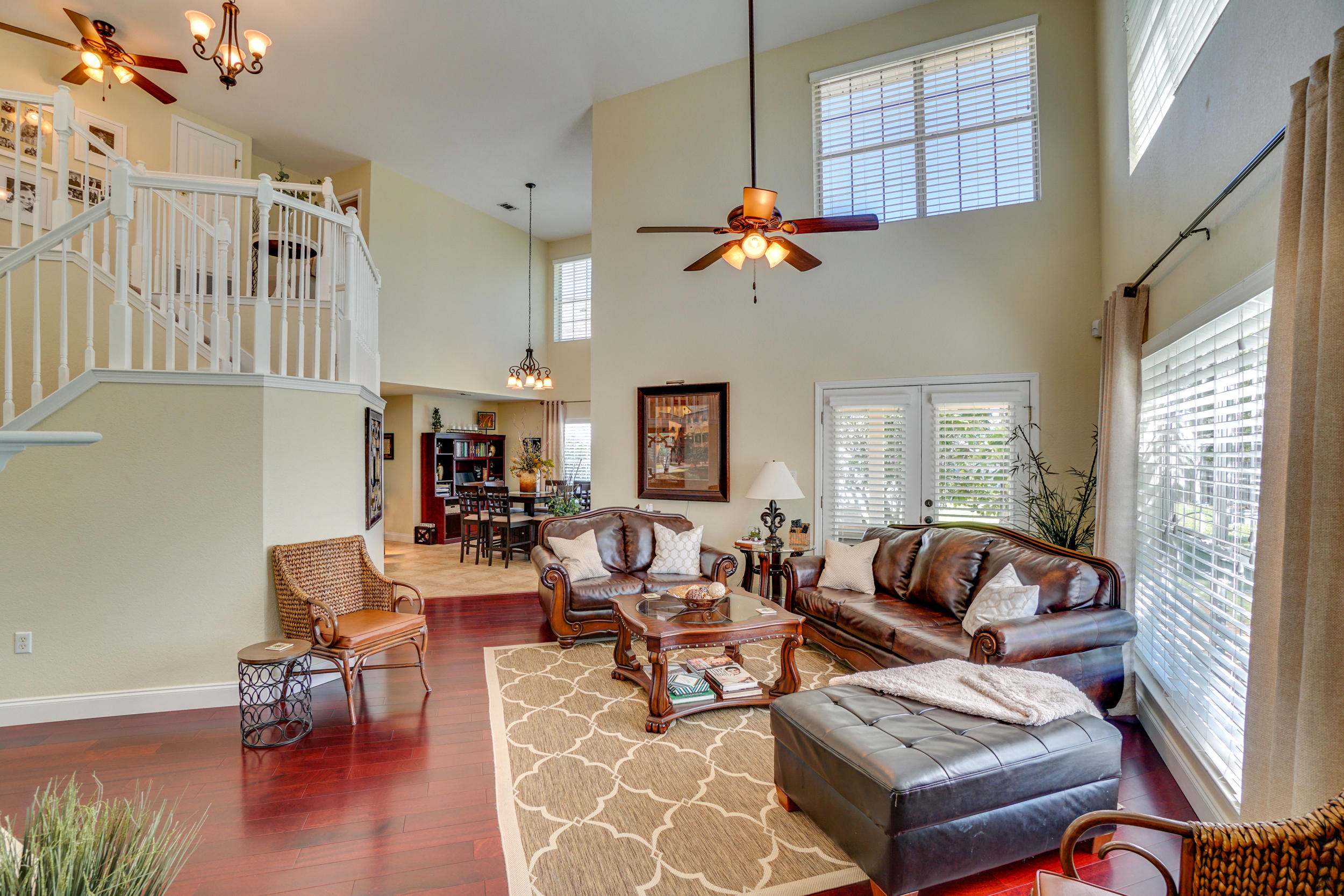 EMERALD LAKES PH 1 - Residential