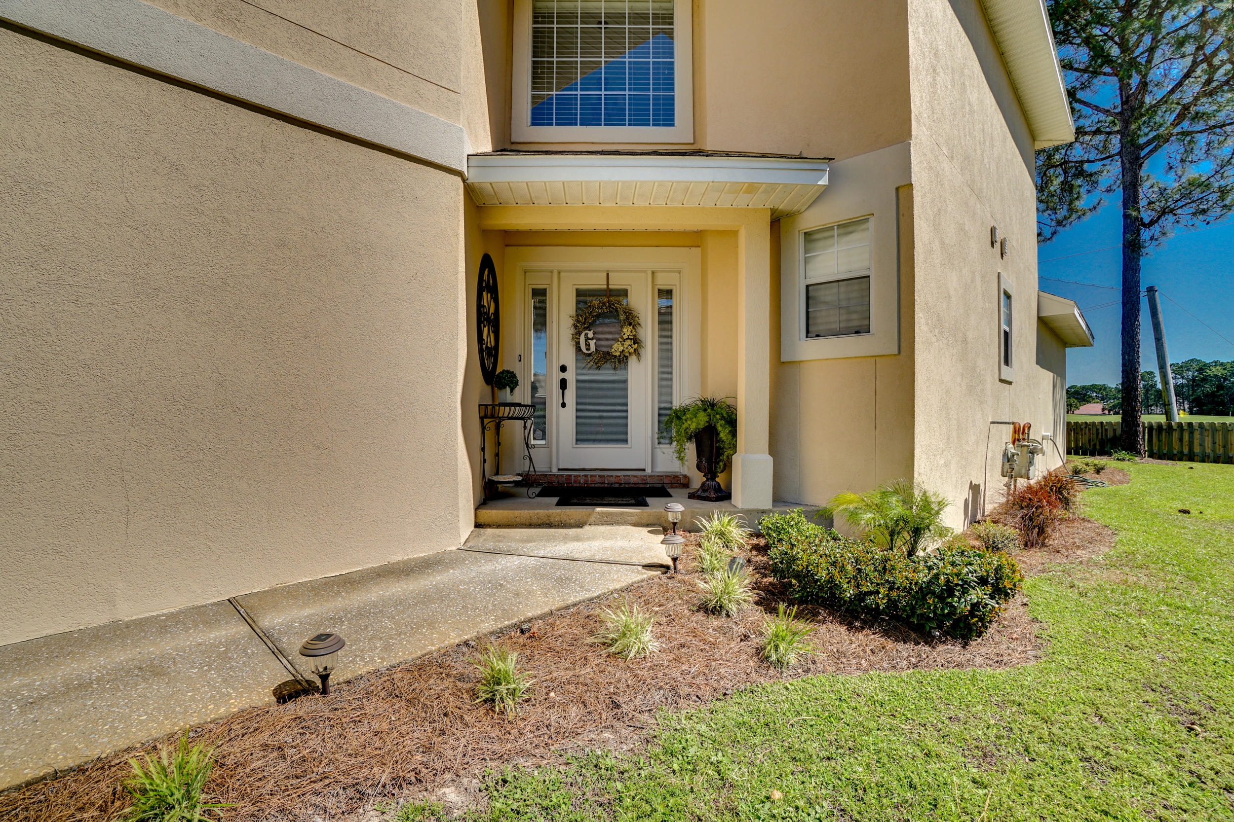 EMERALD LAKES PH 1 - Residential