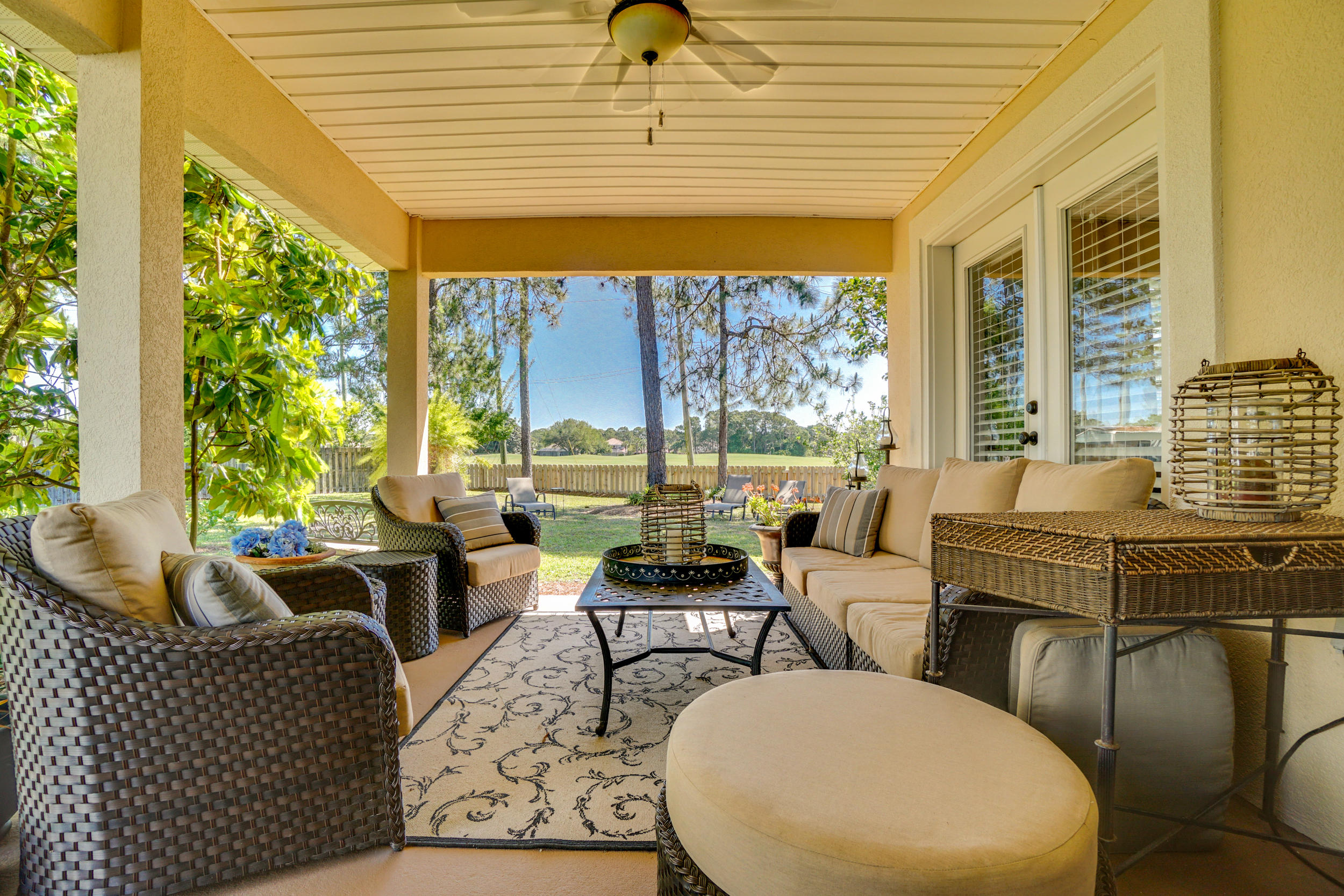 EMERALD LAKES PH 1 - Residential