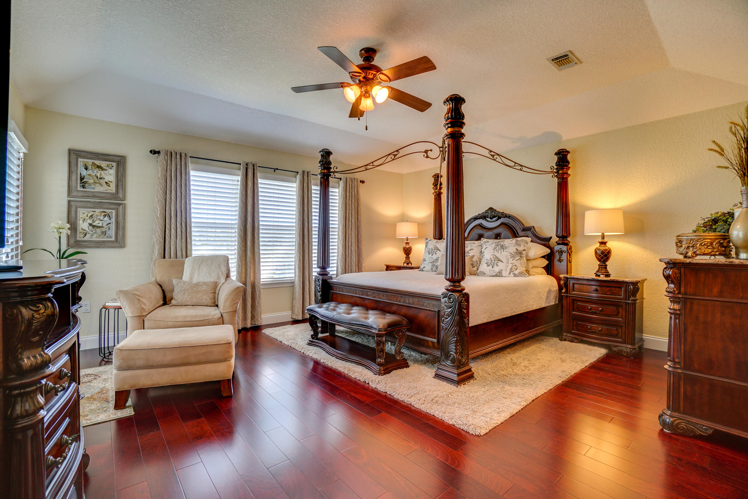 EMERALD LAKES PH 1 - Residential