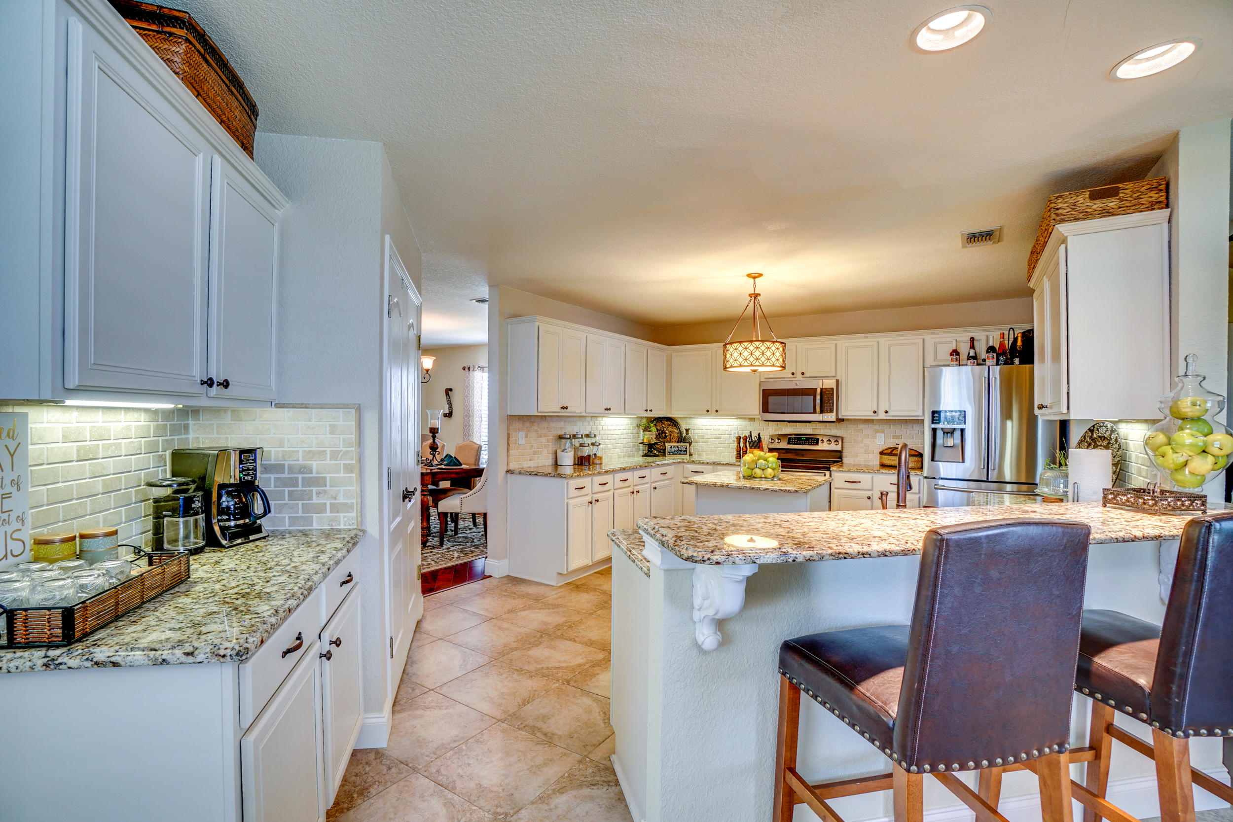 EMERALD LAKES PH 1 - Residential