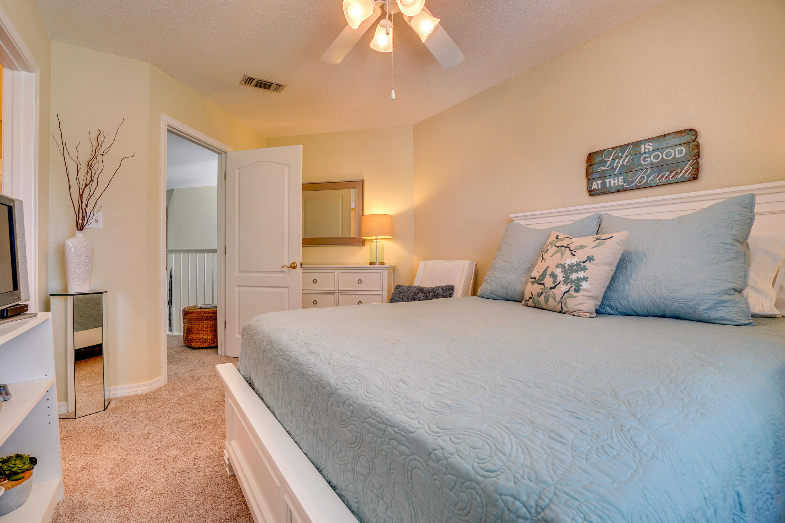 EMERALD LAKES PH 1 - Residential