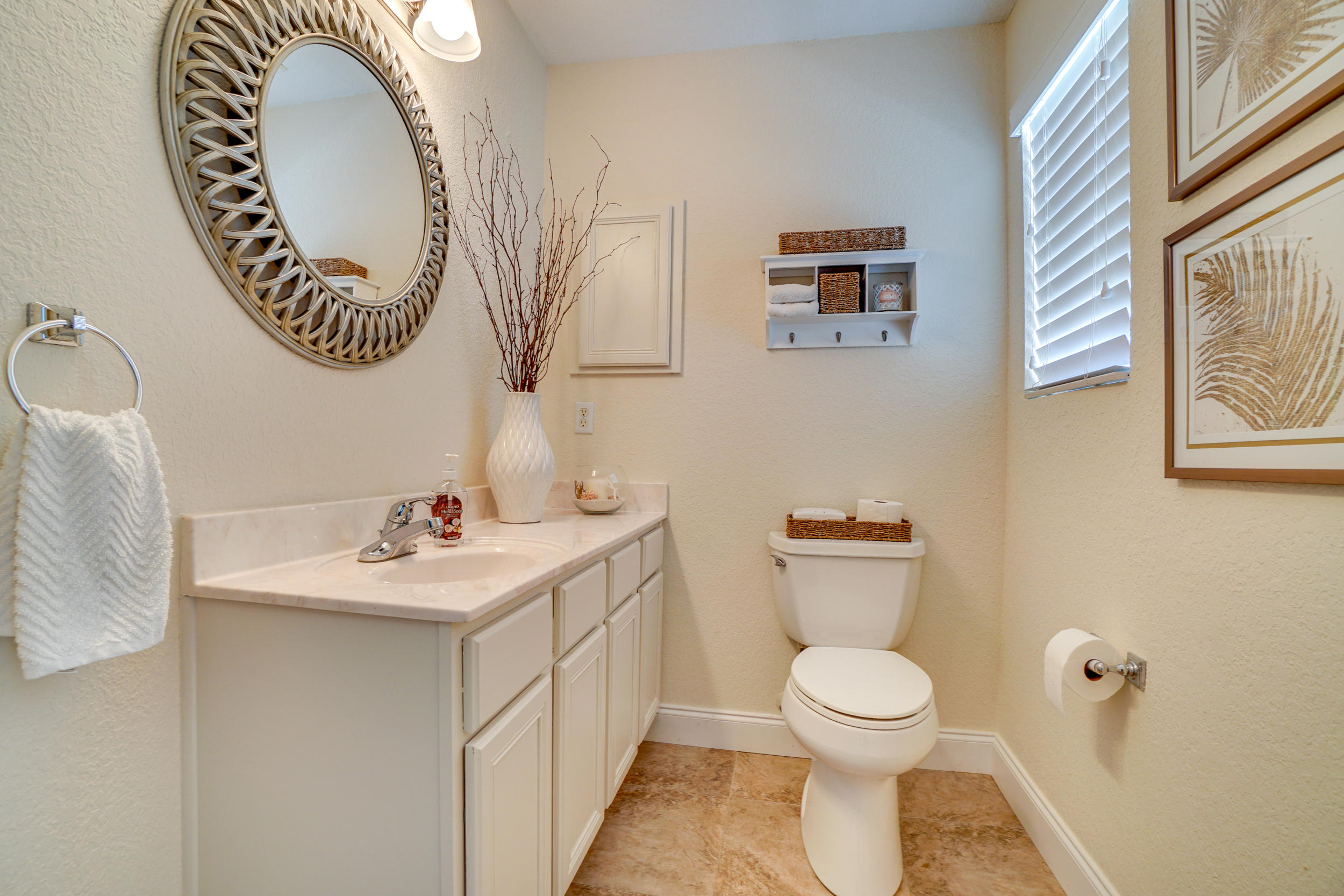 EMERALD LAKES PH 1 - Residential