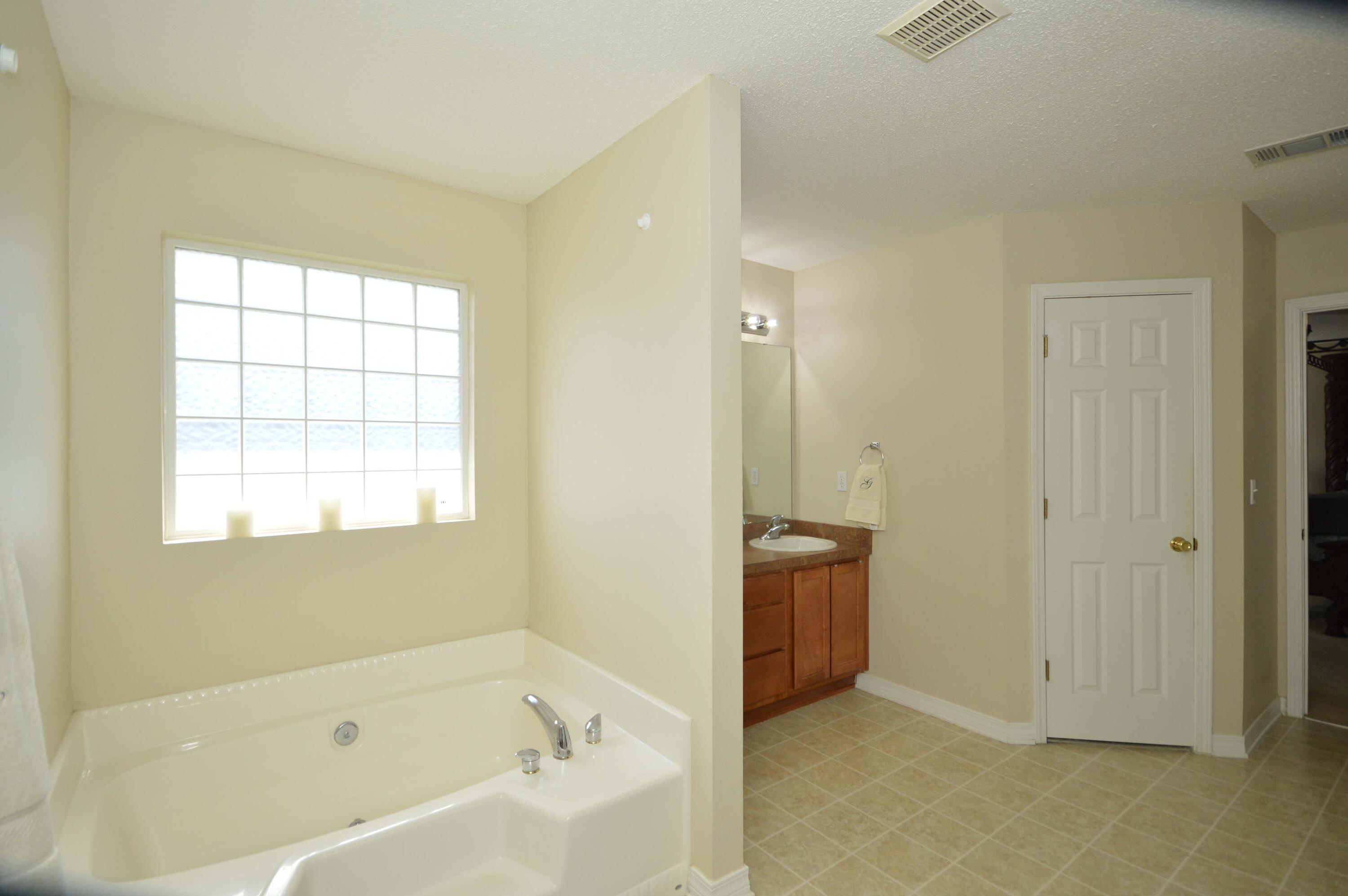 SKY RIDGE ESTATES 1ST ADD - Residential