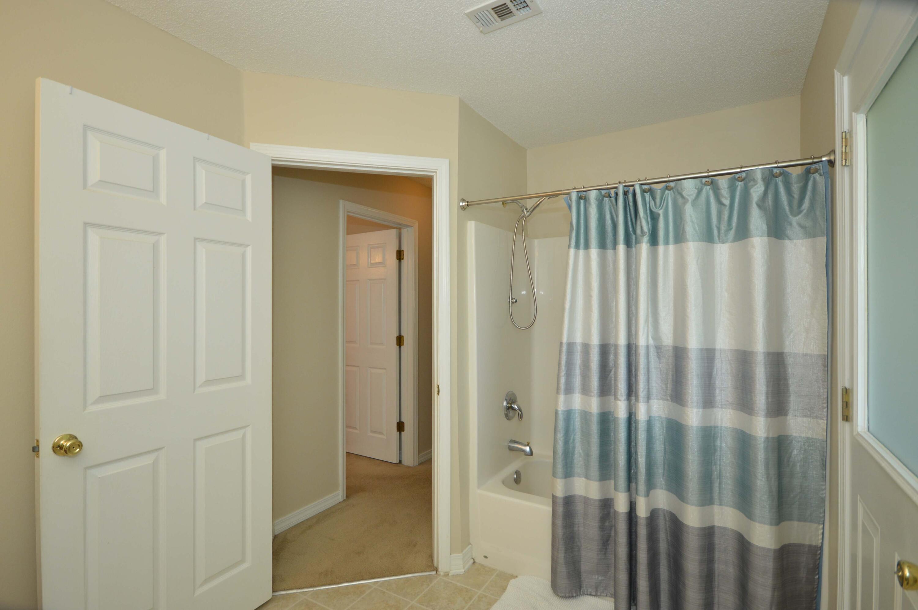 SKY RIDGE ESTATES 1ST ADD - Residential