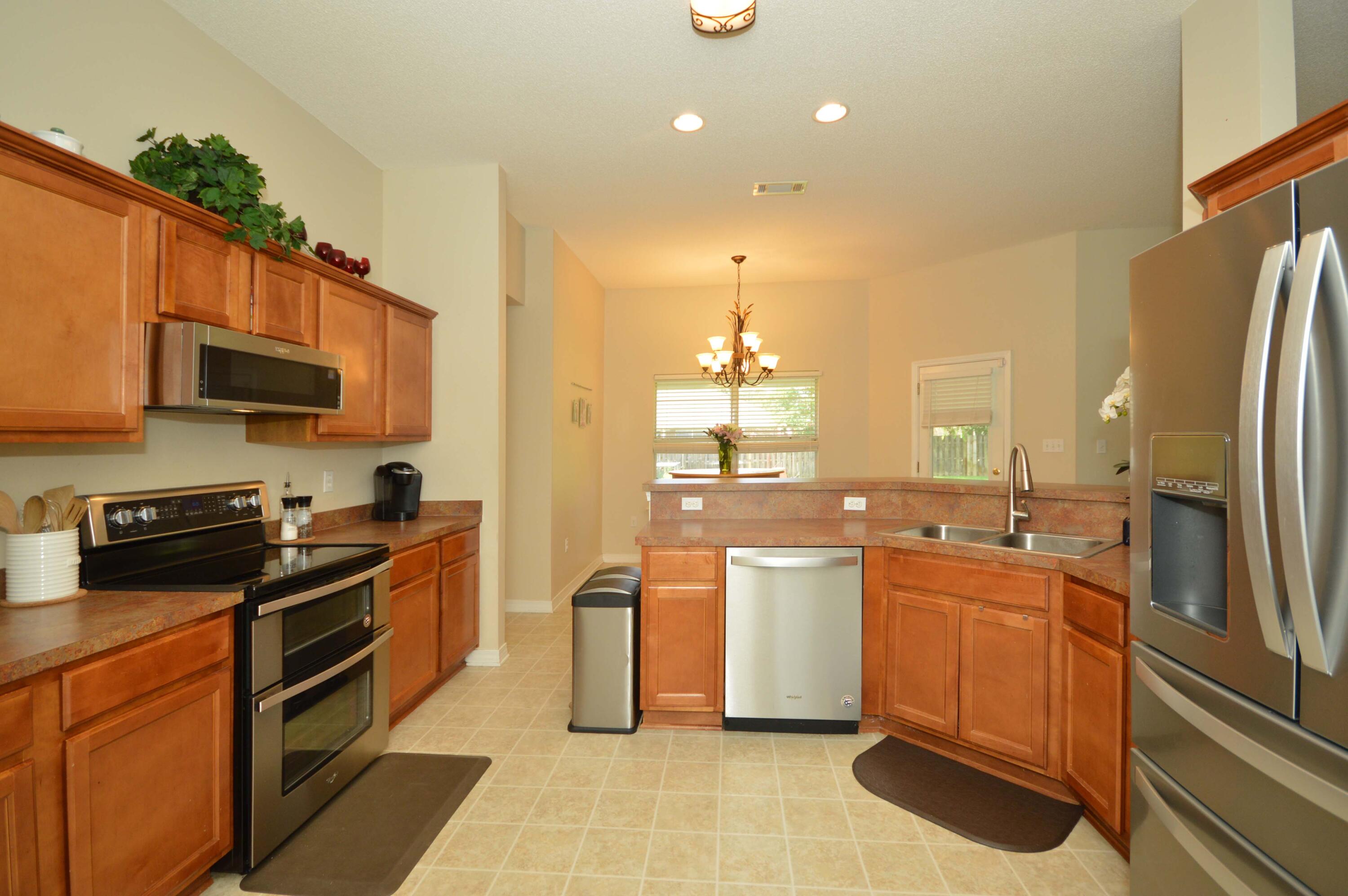 SKY RIDGE ESTATES 1ST ADD - Residential