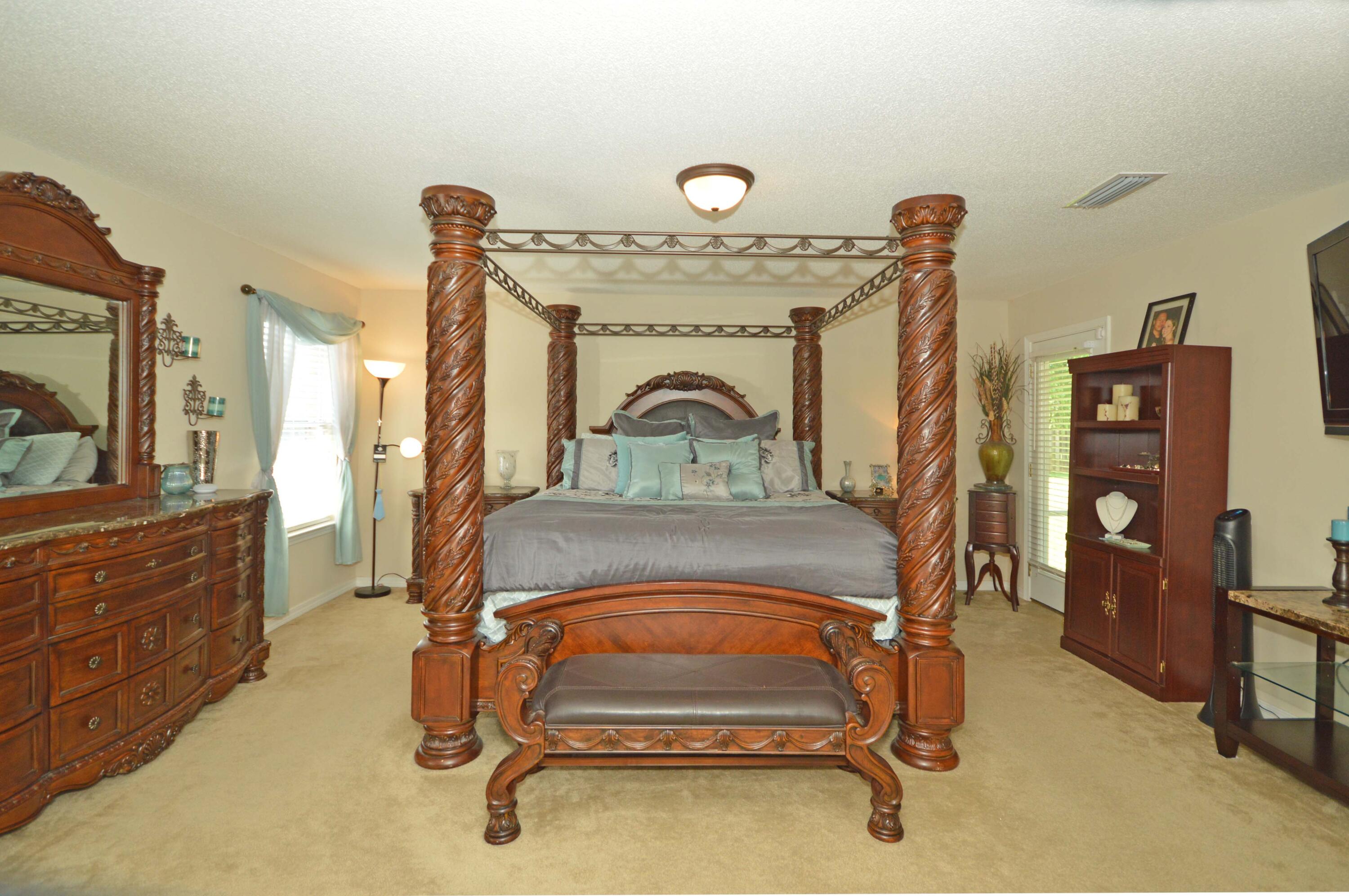 SKY RIDGE ESTATES 1ST ADD - Residential